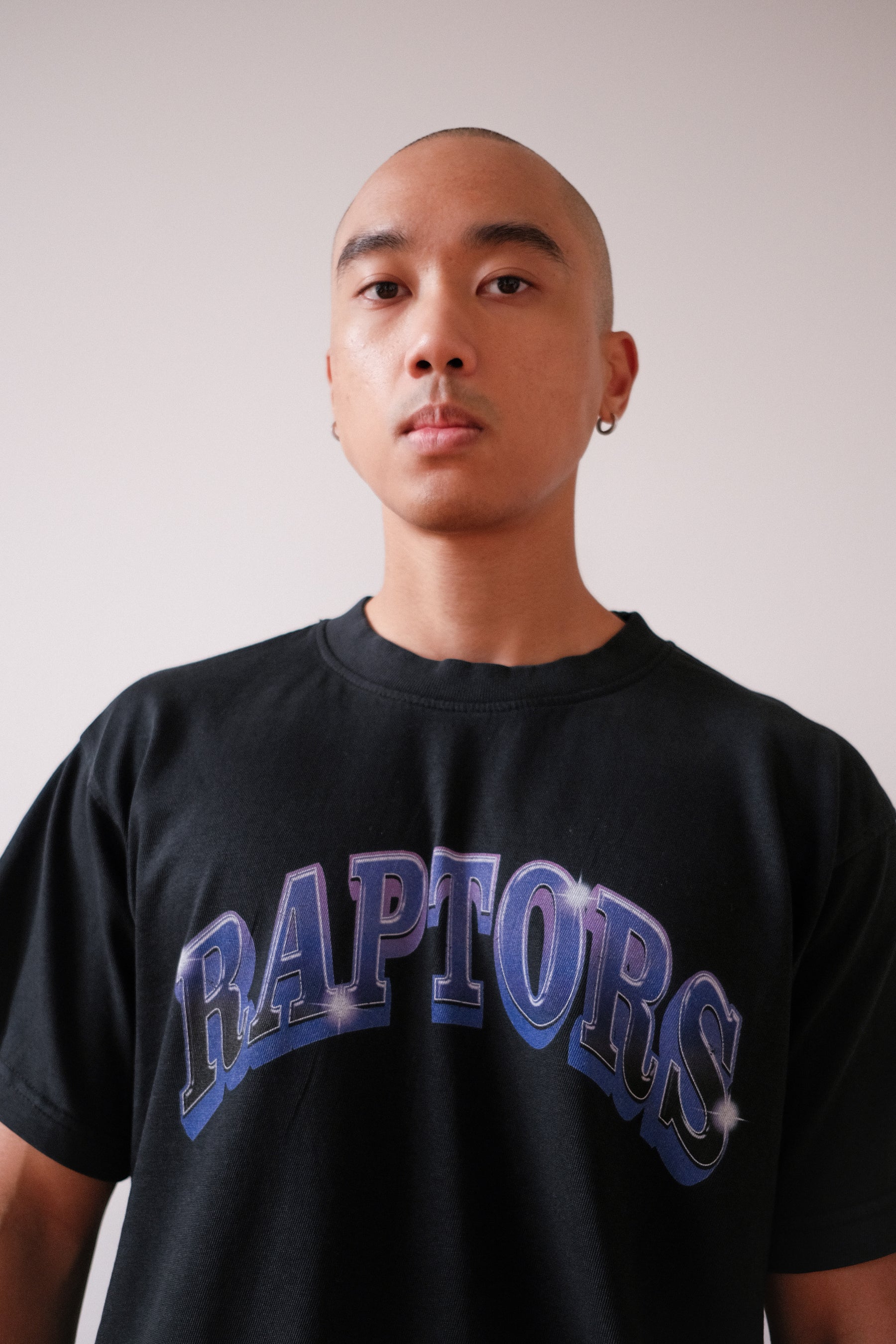 T-shirt épais à pigments graffitis des Toronto Raptors - Noir