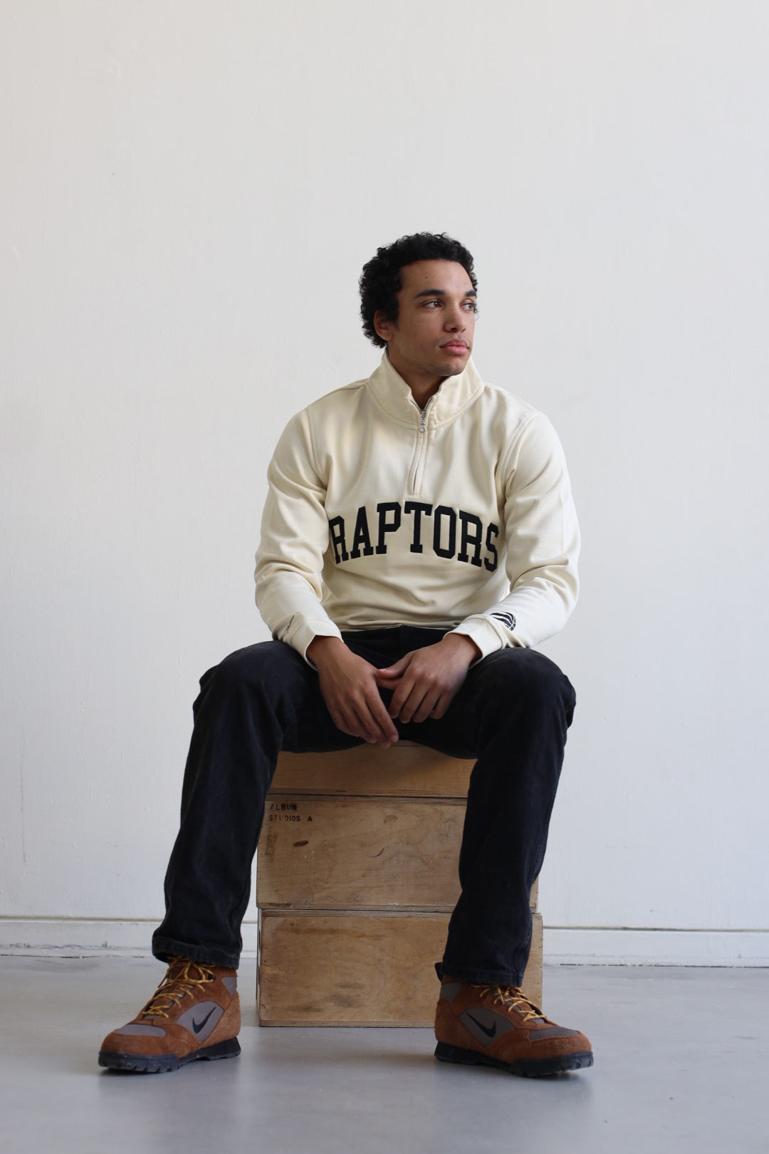 Toronto Raptors Collegiate Quarter Zip - Ivory