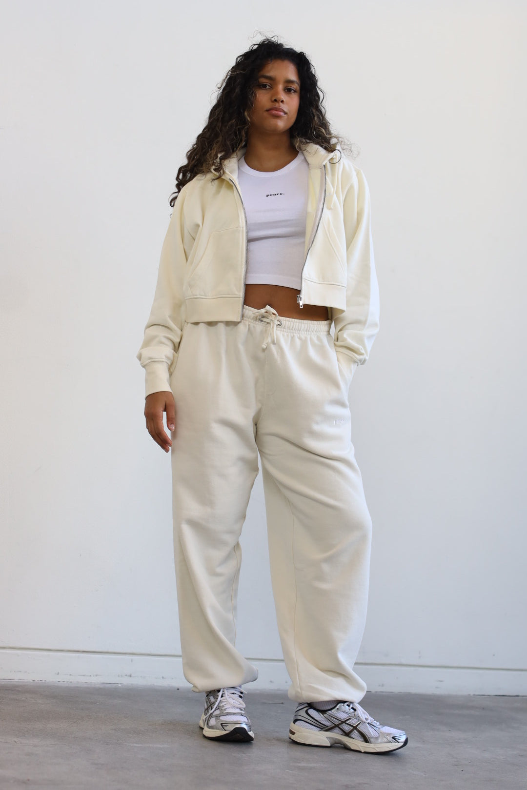 P/C Basics Heavyweight Cropped Full Zip - Ivory