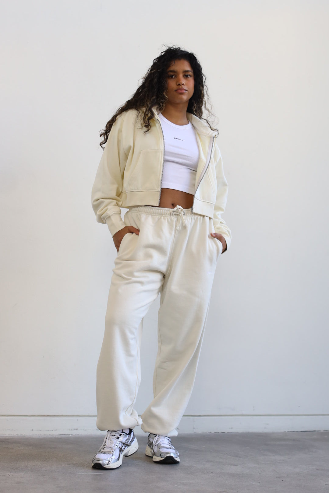 P/C Basics Heavyweight Cropped Full Zip - Ivory