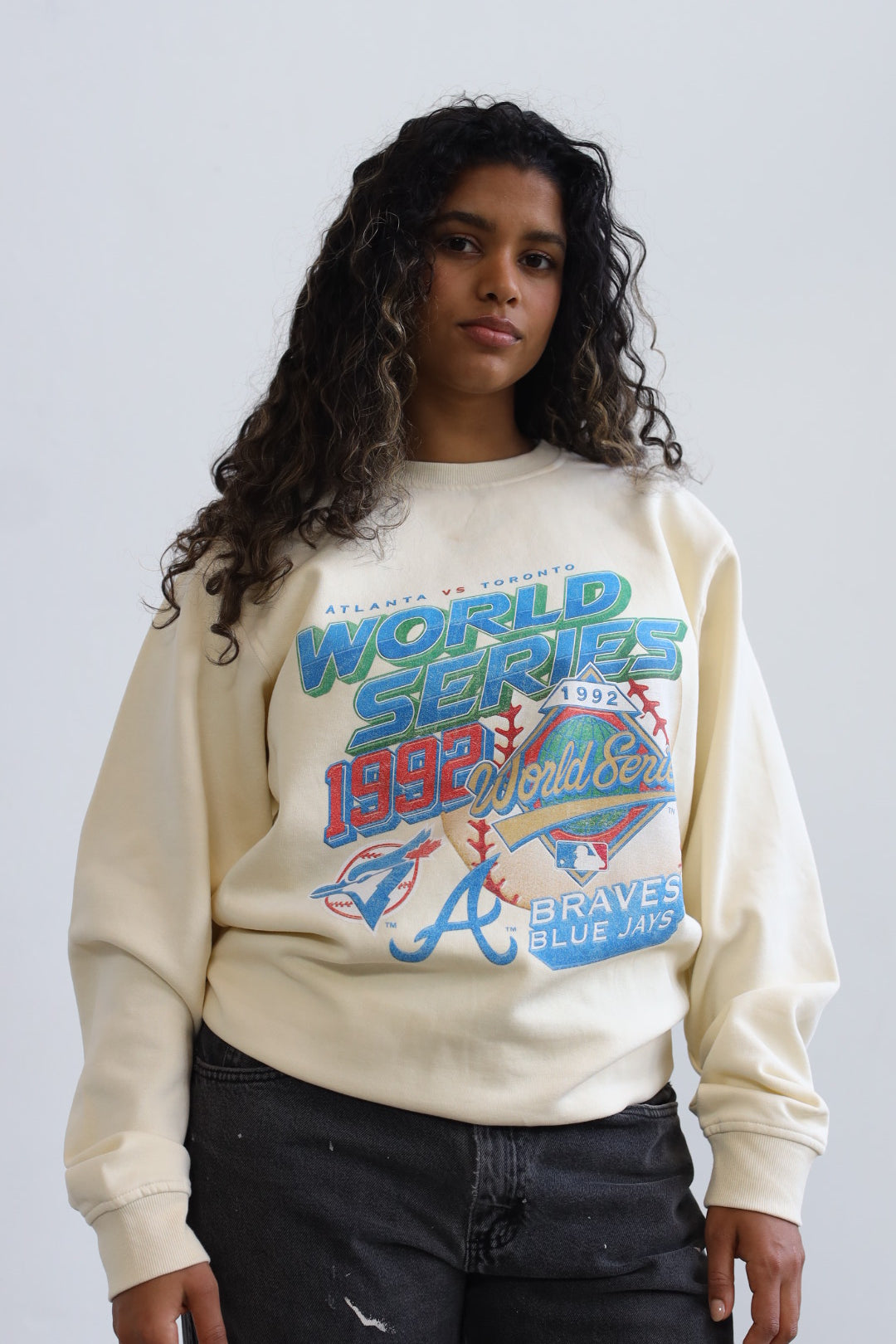 1992 World Series: Toronto Blue Jays Vs. Atlanta Braves Crewneck - Ivory