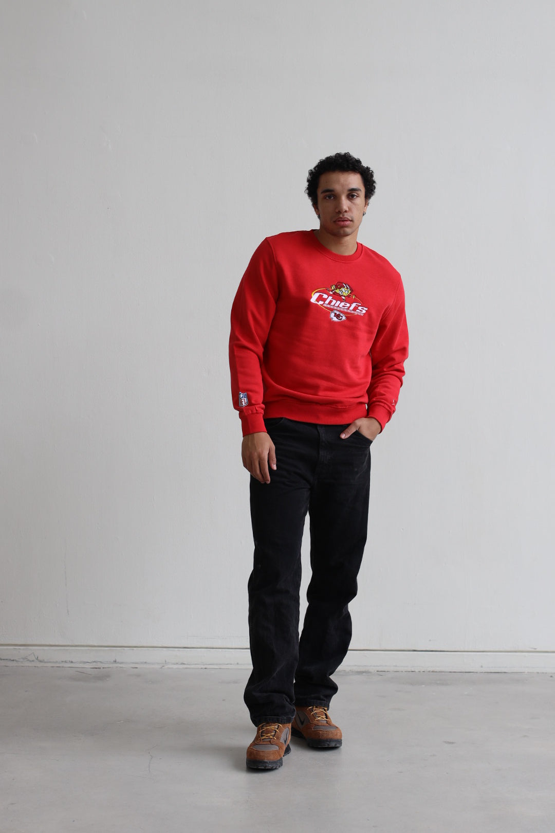 Pull ras du cou brodé NFL x Nickelodeon - Kansas City Chiefs