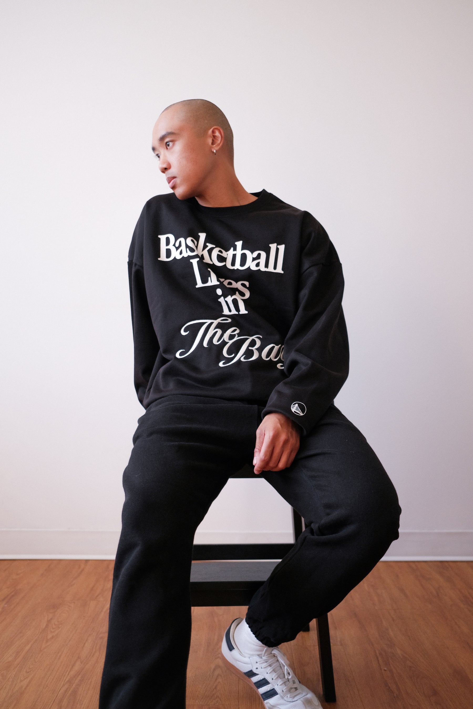 Basketball Lives in Los Angeles Super Heavy Crewneck - Off Black