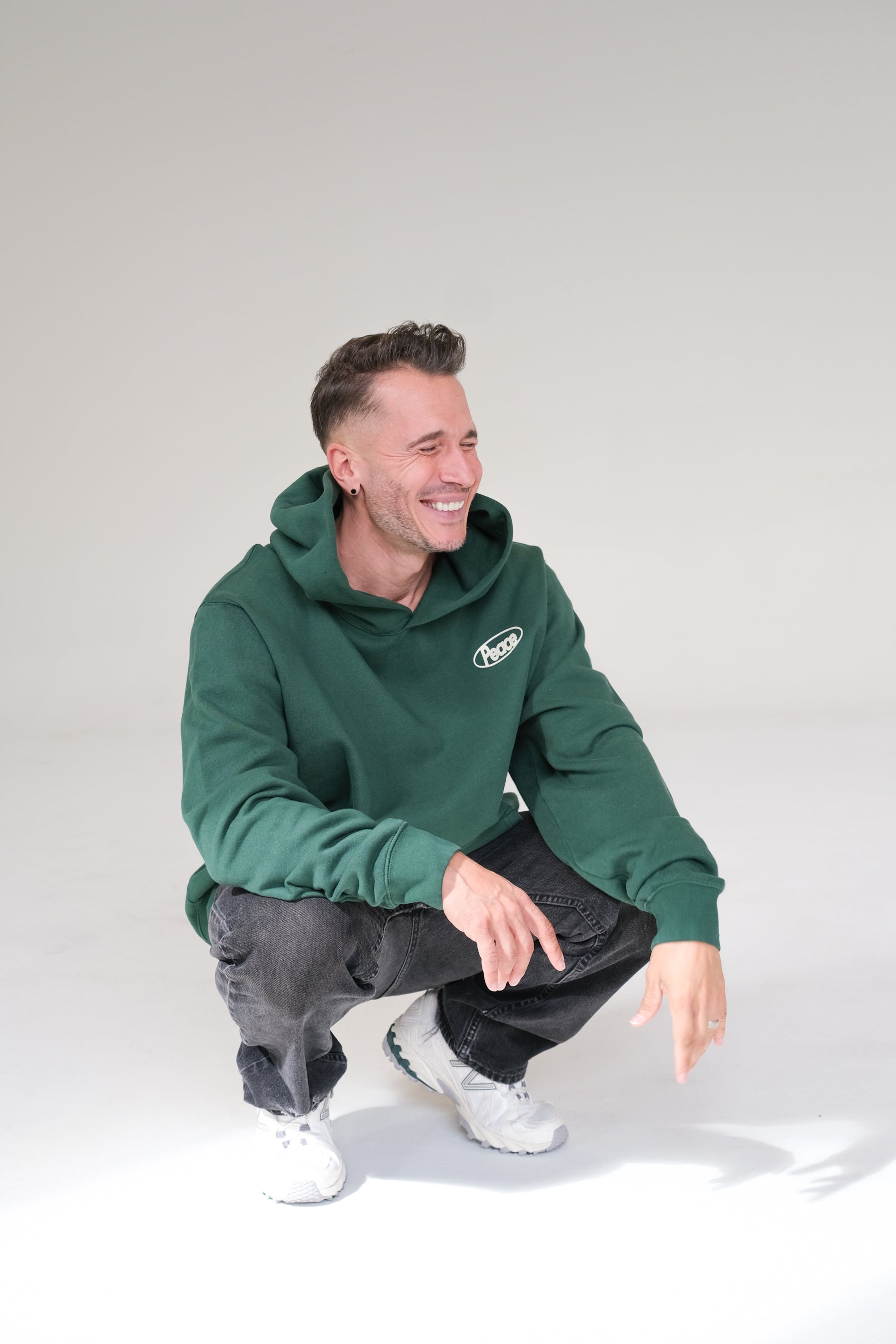 Stay Close to People Who Feel Like Home Heavyweight Hoodie - Forest Green