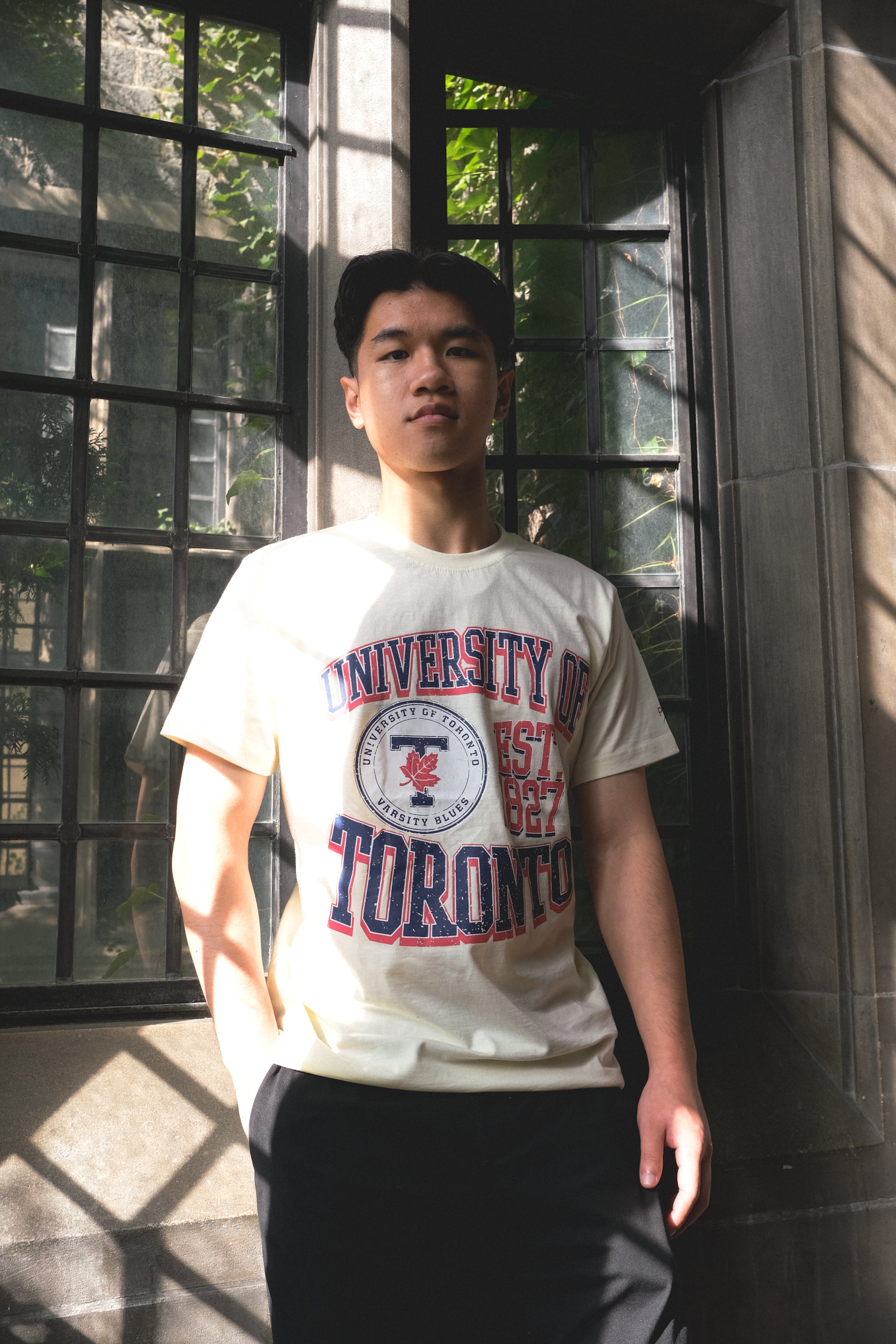 P/C x U Of T Vintage Collegiate Crest Heavyweight T-Shirt - Ivory
