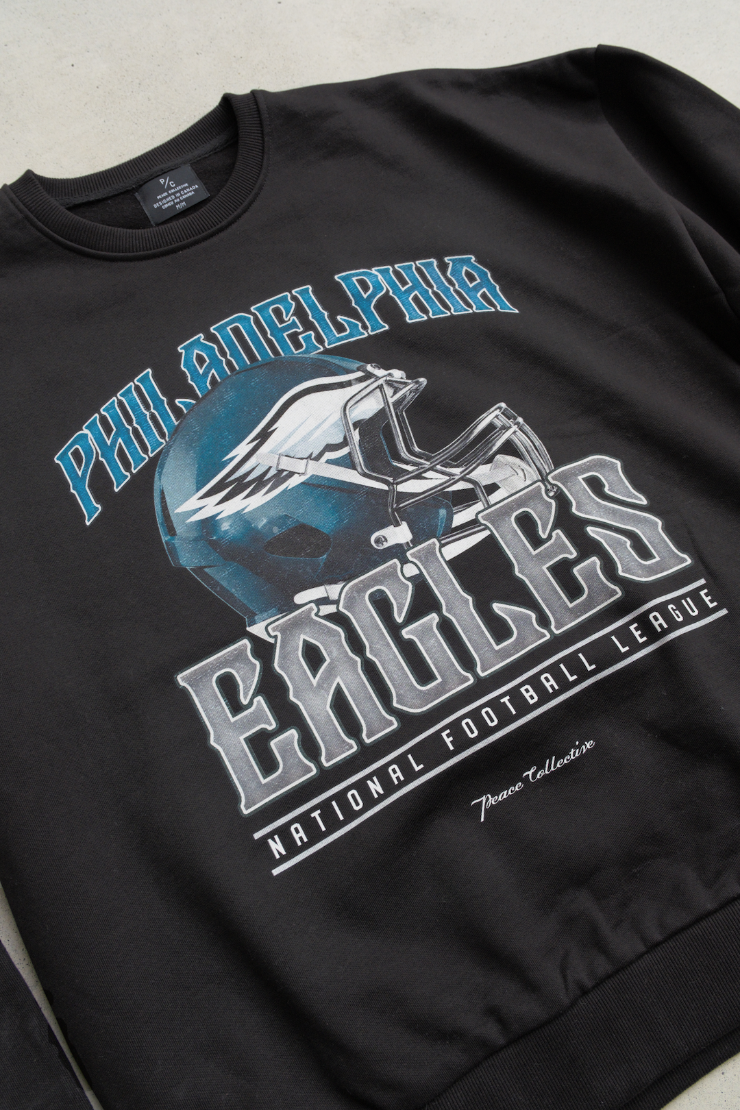 Philadelphia Eagles Helmet SuperHeavy™️ Crewneck - Off Black