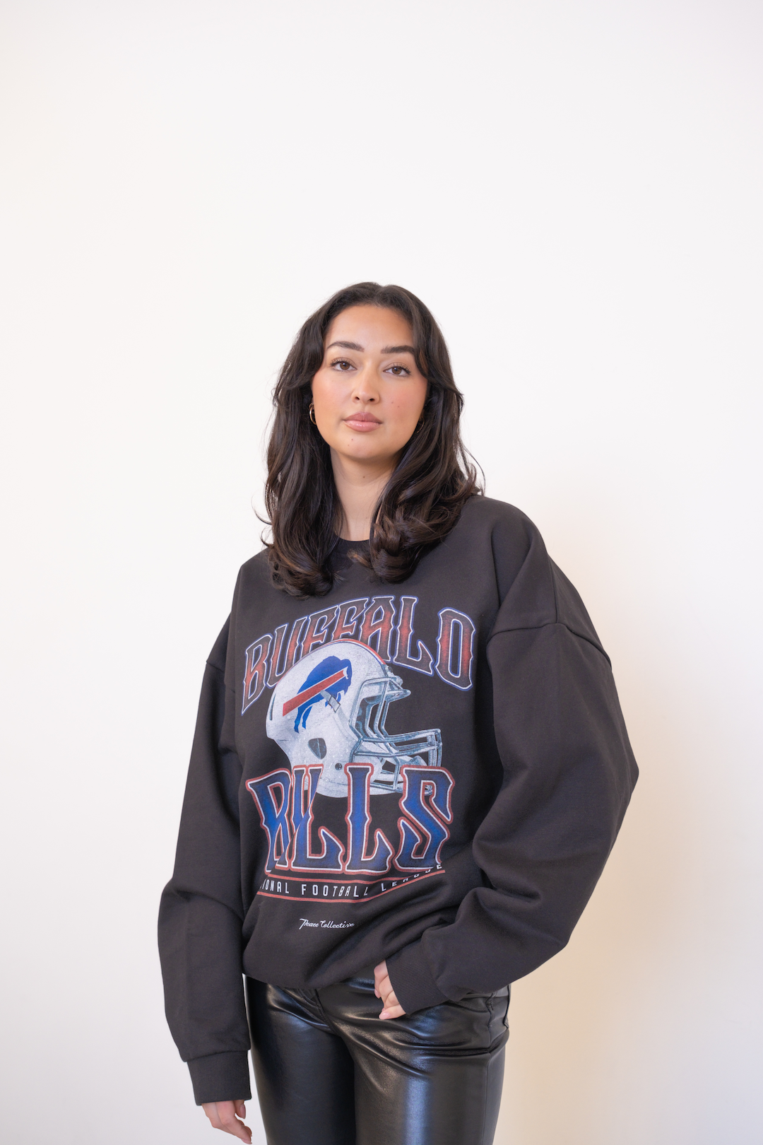 Buffalo Bills Helmet SuperHeavy™️ Crewneck - Off Black