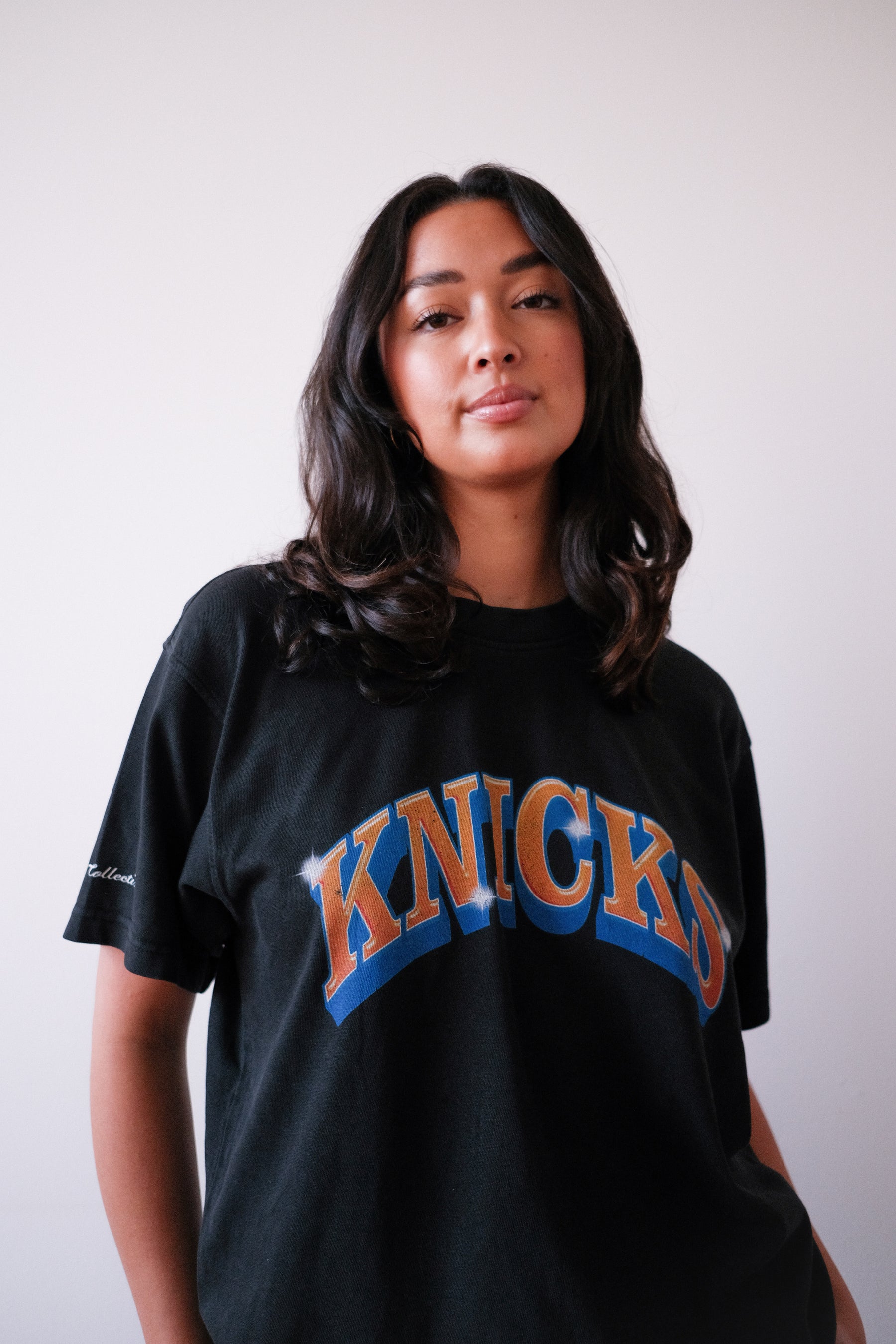 New York Knicks Graffiti Pigment Dye Heavyweight T-Shirt - Black