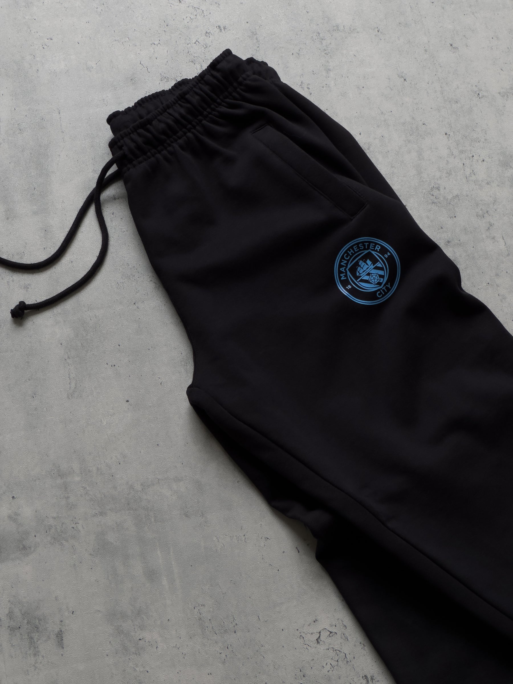 Schwerer Jogginganzug von Manchester City FC - Schwarz