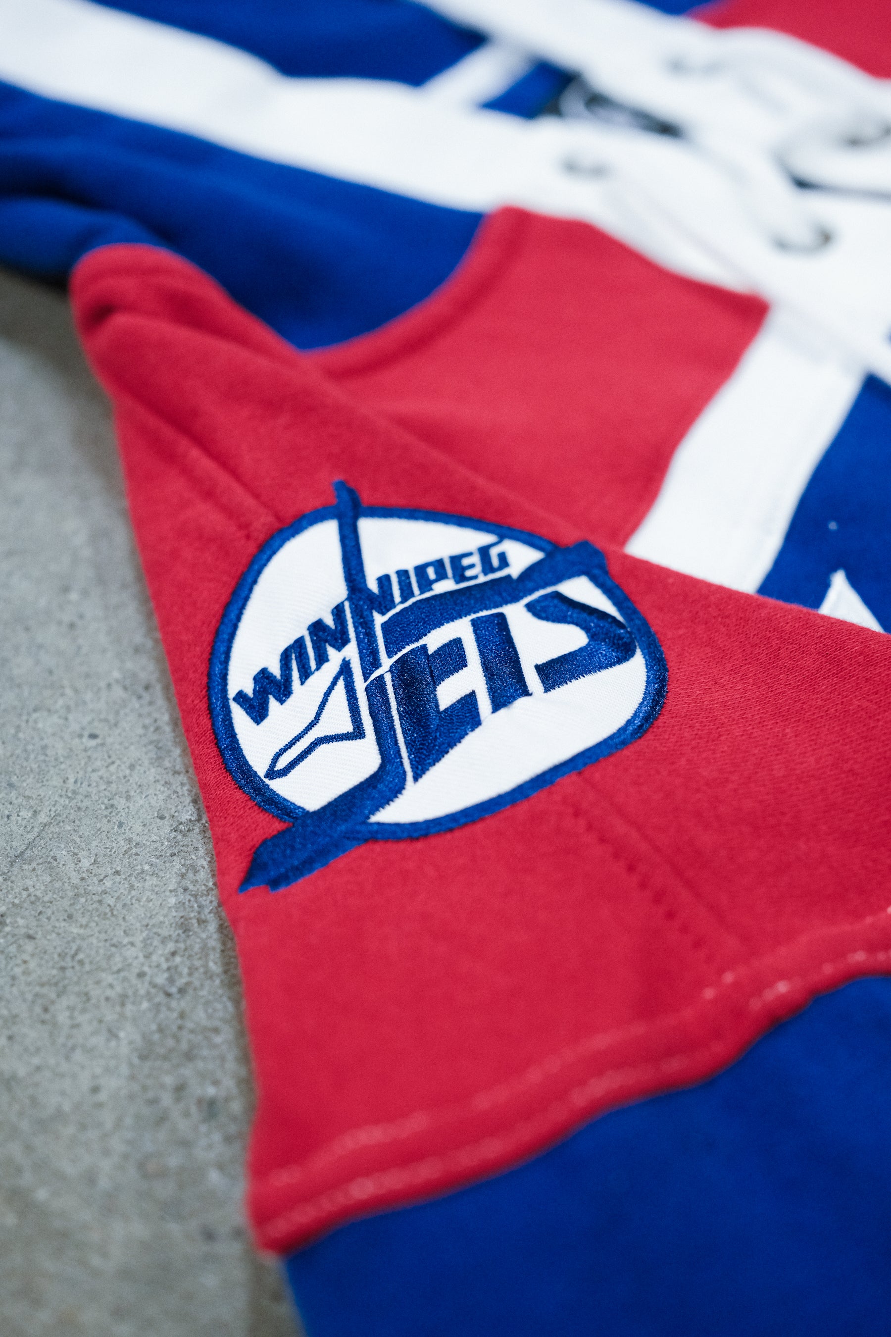 Winnipeg Jets Retro Freeze '47 Lacer Hoodie