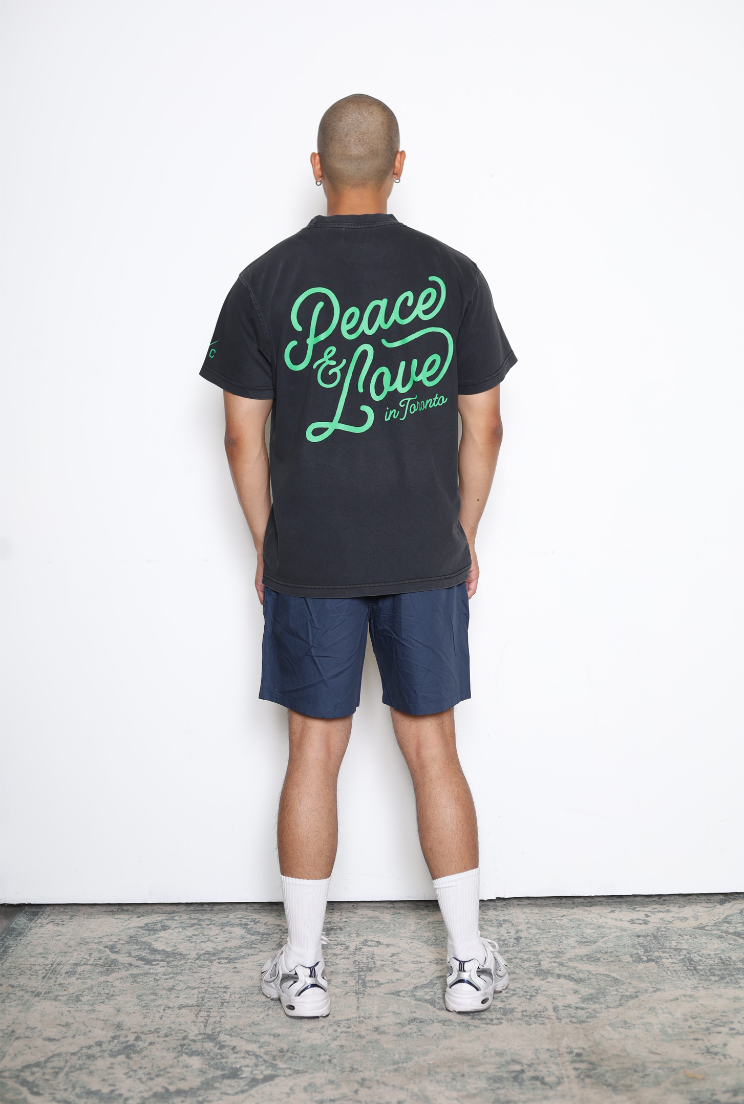 "Peace and Love" Script Heavyweight T-Shirt - Black