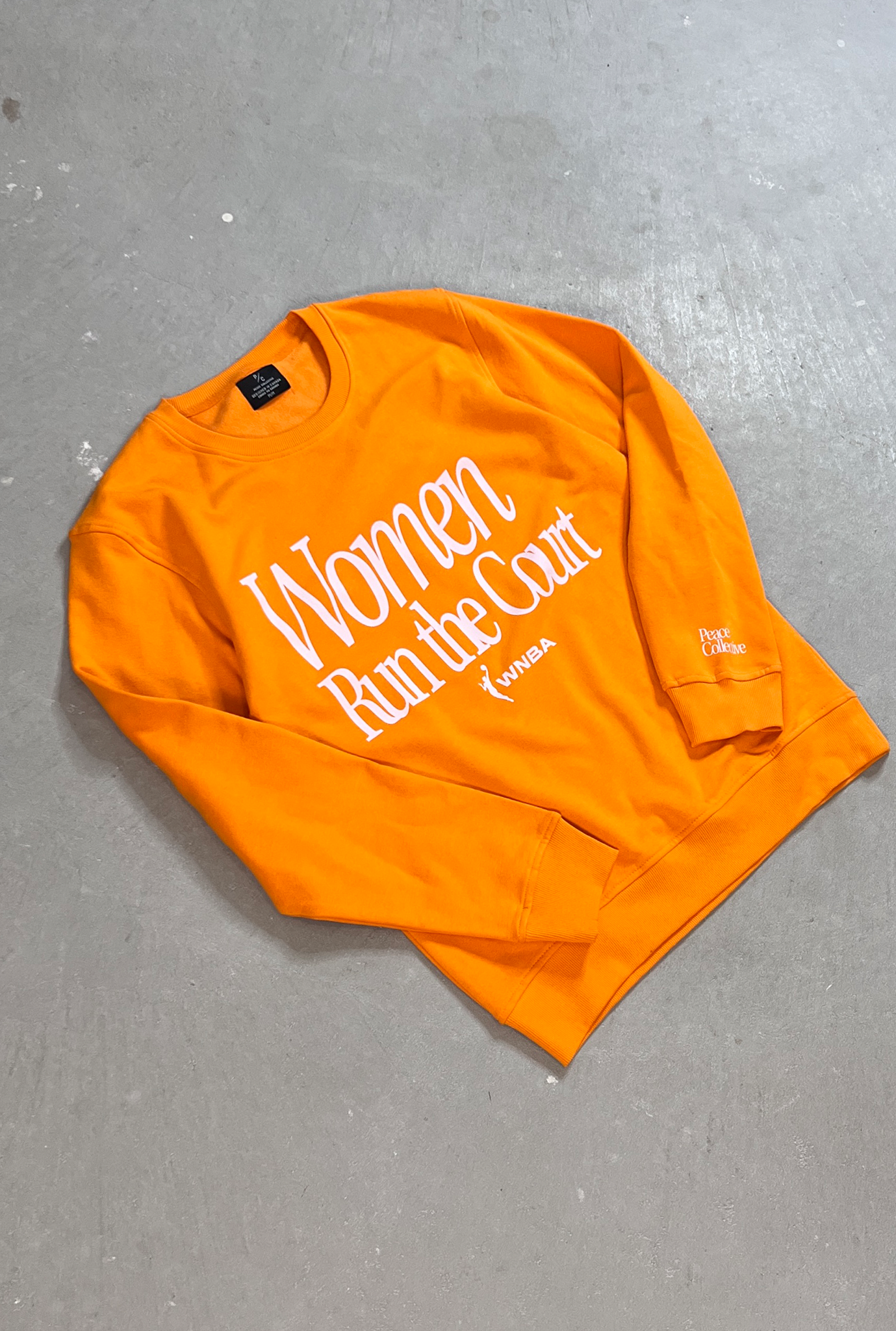 Women Run The Court Crewneck - Orange