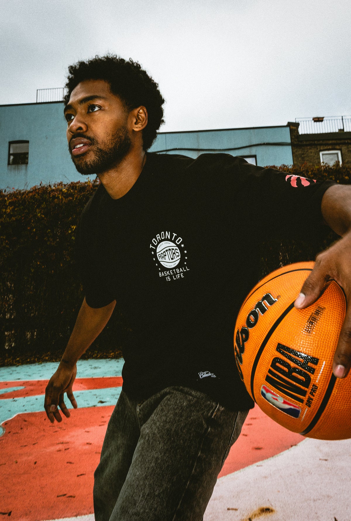 Toronto Raptors Stadium Varsity Heavyweight T-Shirt - Black
