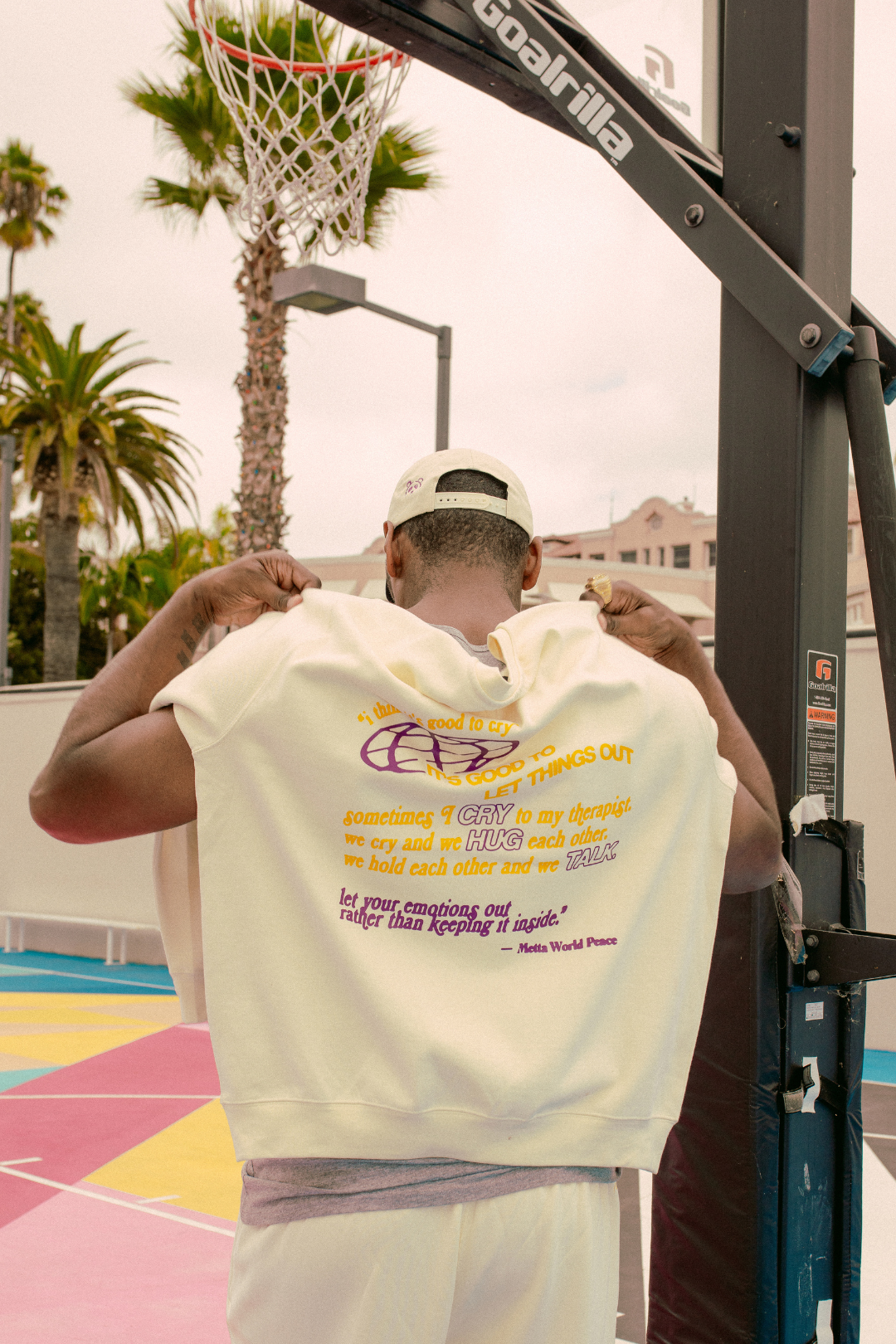 Pull ras du cou épais World Peace de P/C x Metta - Ivoire