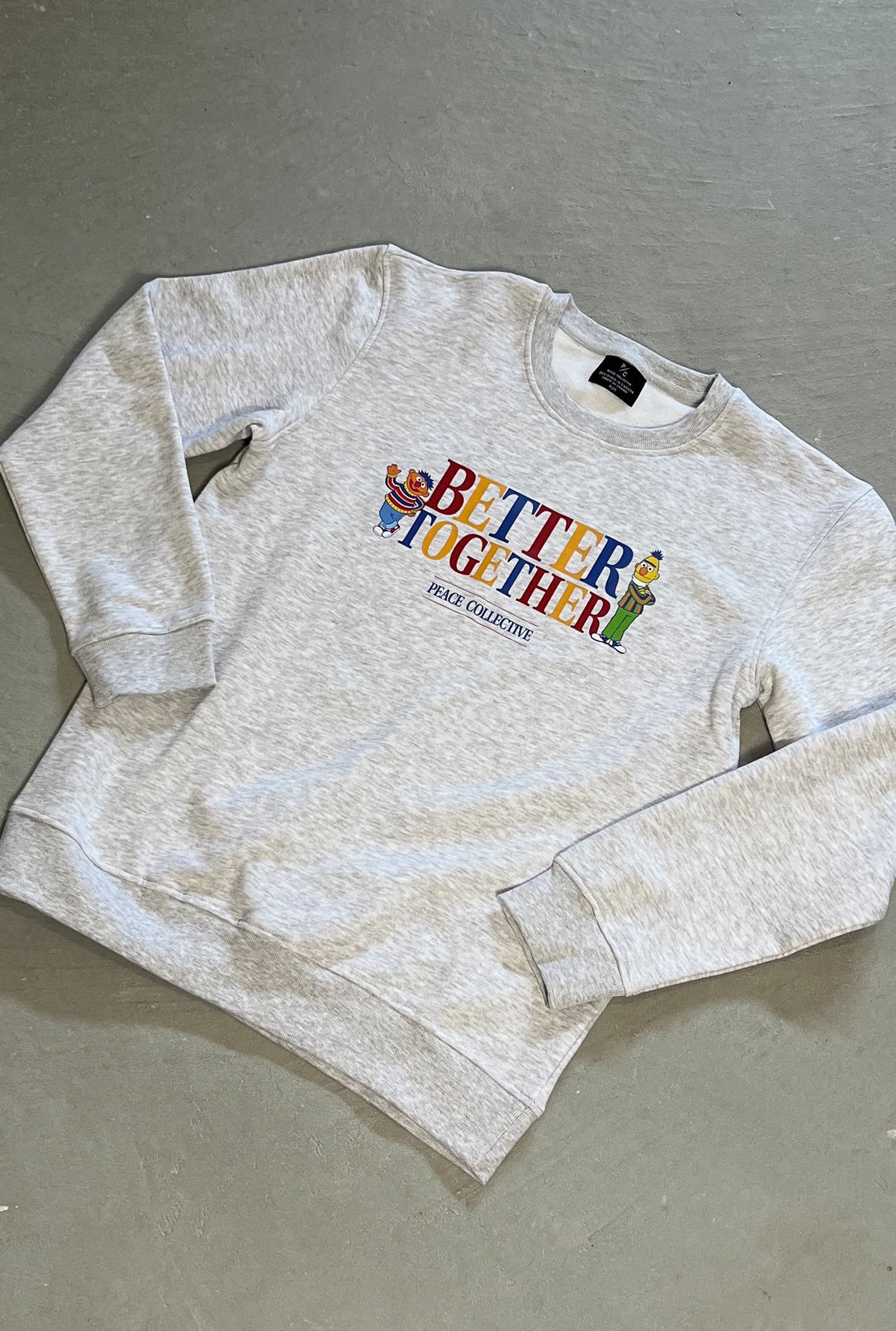 Pull ras du cou vintage Bert et Ernie Better Together - Ash
