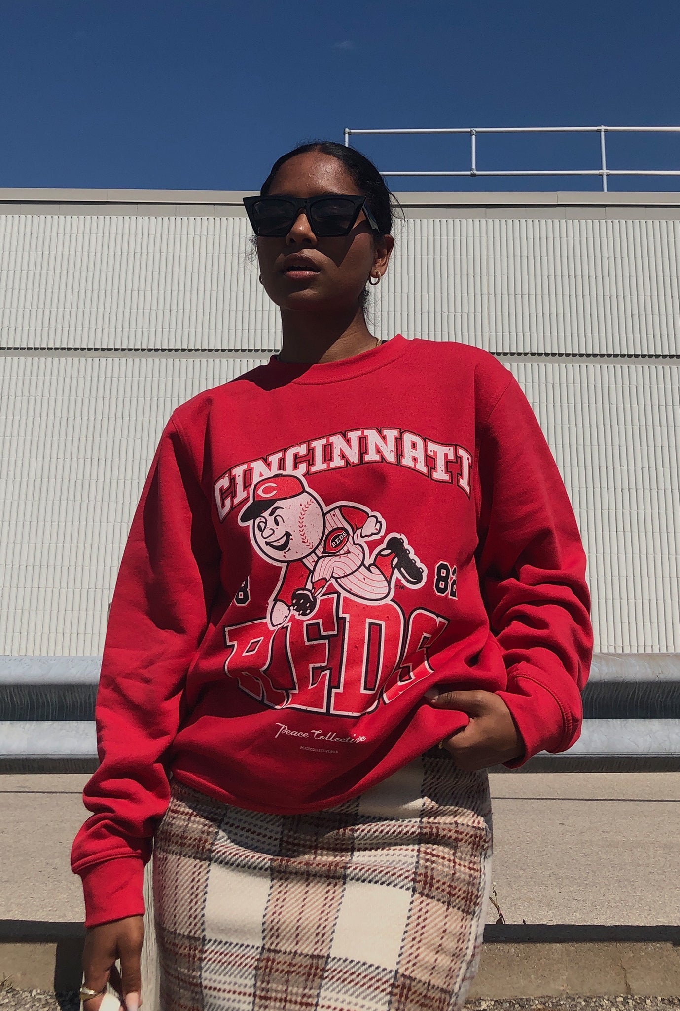 Cincinnati Reds Vintage Washed Crewneck - Red