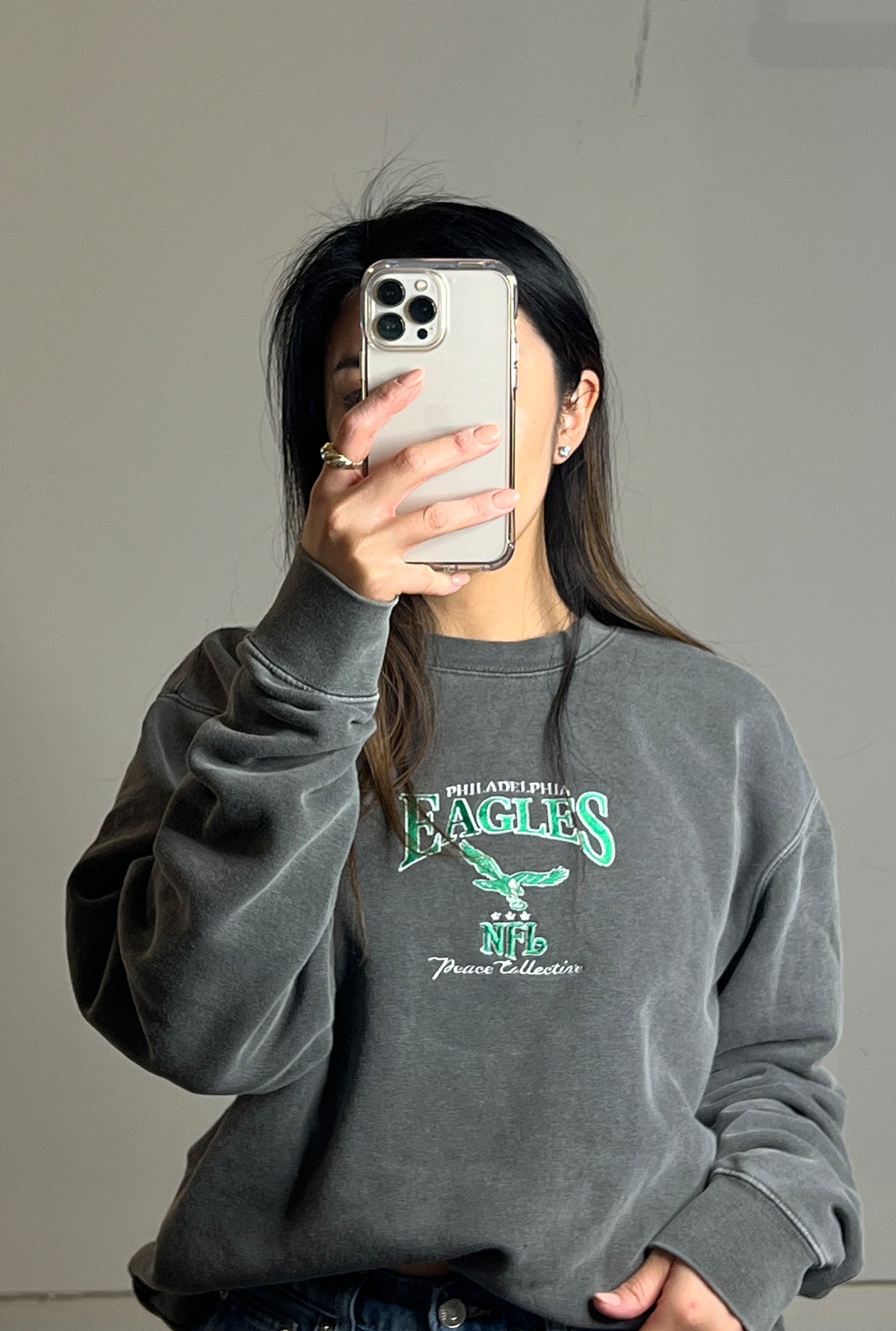 Philadelphia Eagles Vintage Embroidered Crewneck -  Black