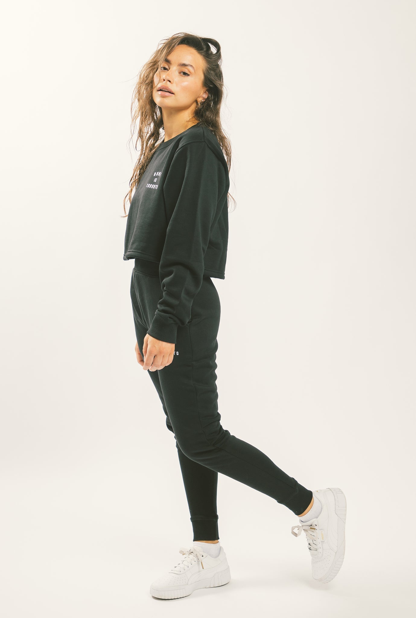 Home is Toronto Crescent Cropped Crewneck - Black