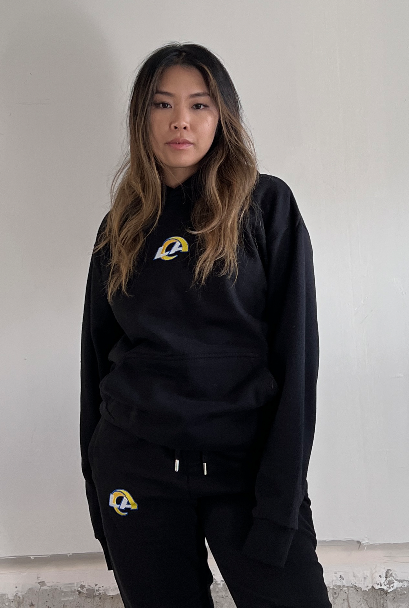 Los Angeles Rams Logo Heavyweight Hoodie - Black