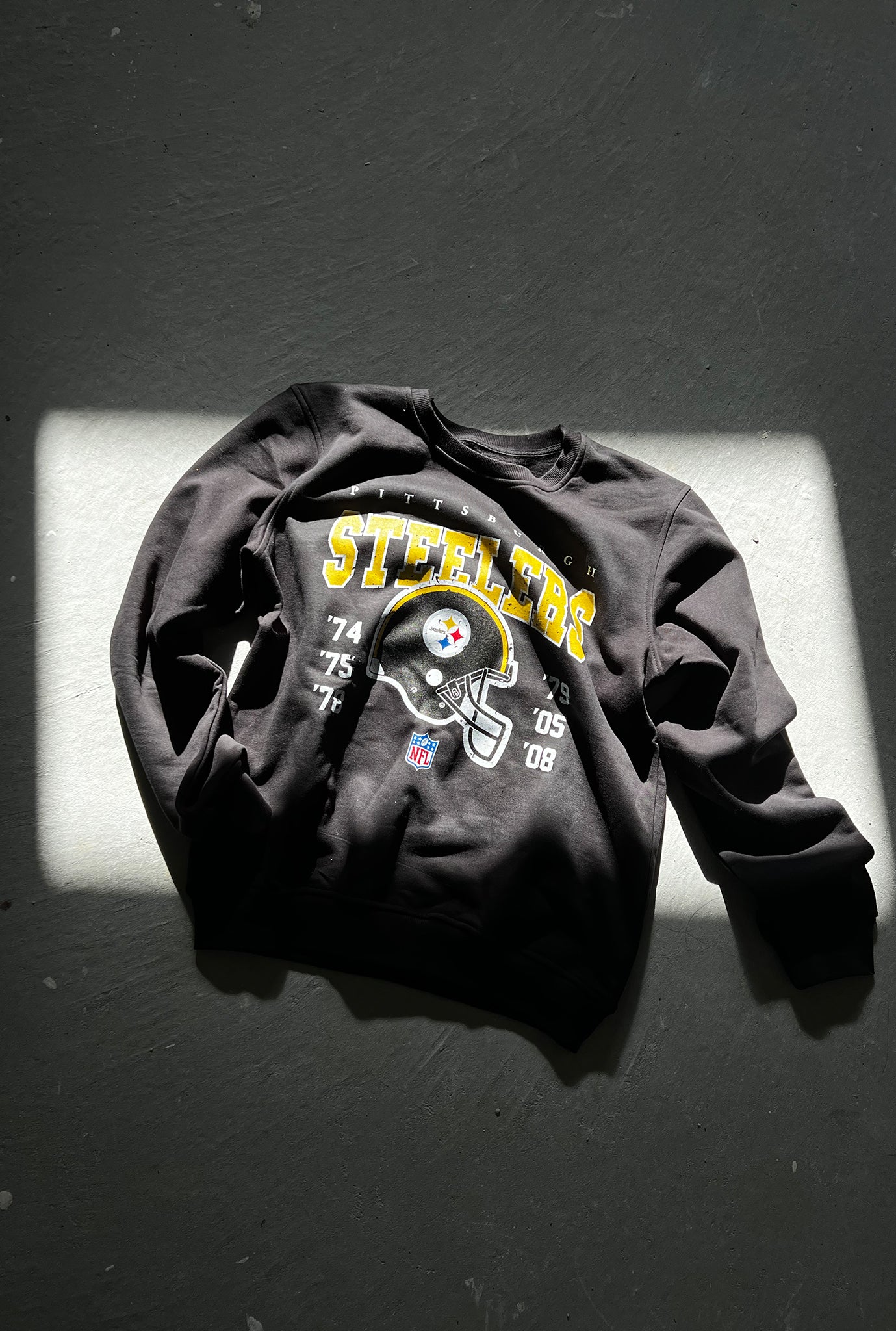 Pittsburgh Steelers Vintage Crewneck - Black