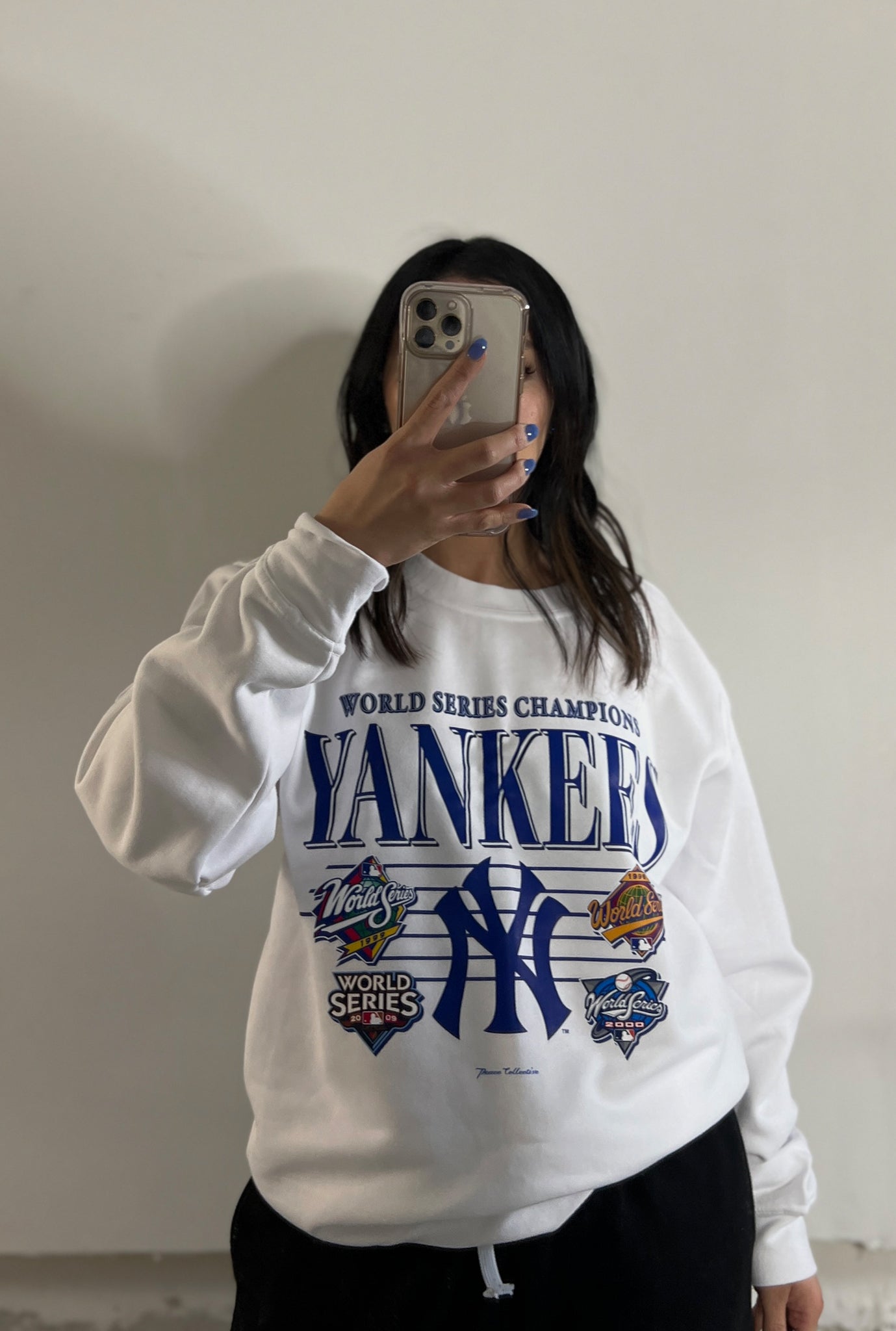 New York Yankees Throwback Crewneck - White