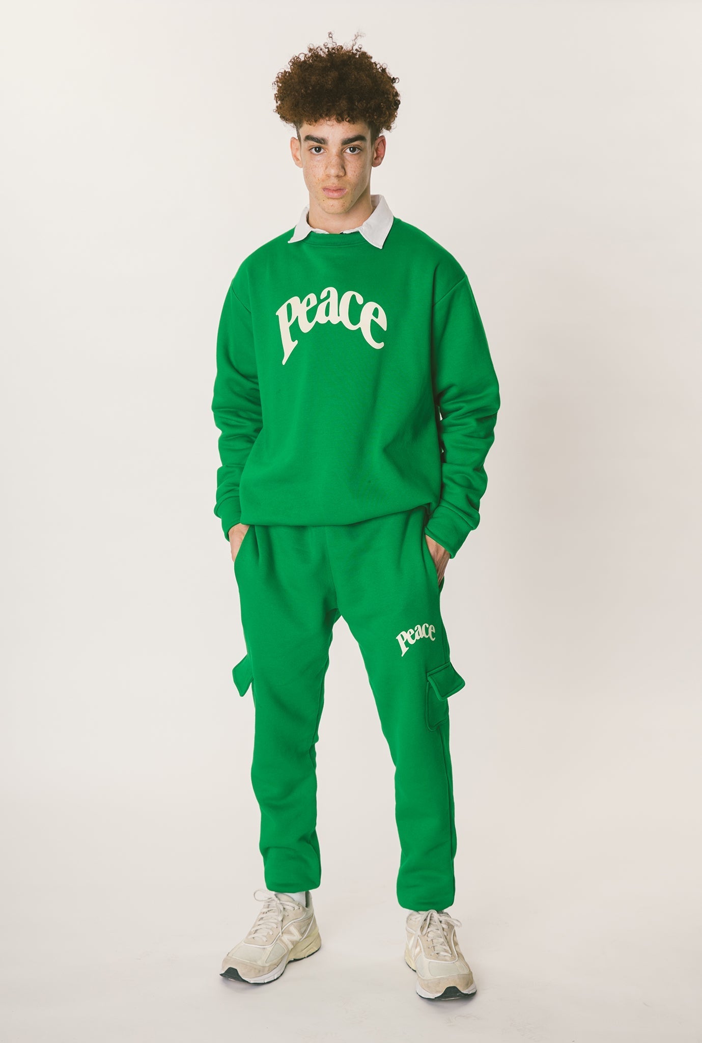 Peace Oversized Cargo Jogger - Kelly Green