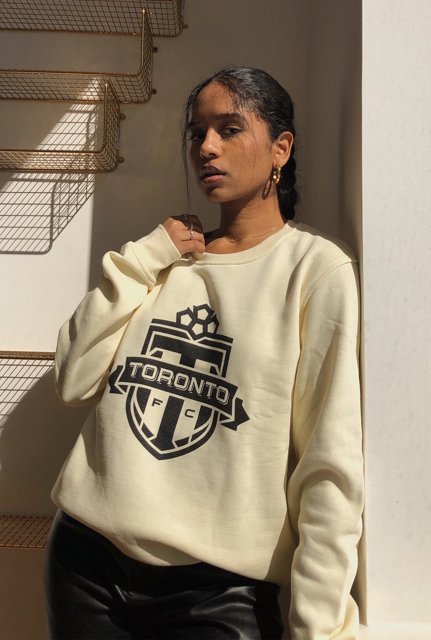 Toronto FC Logo Crewneck - Ivory