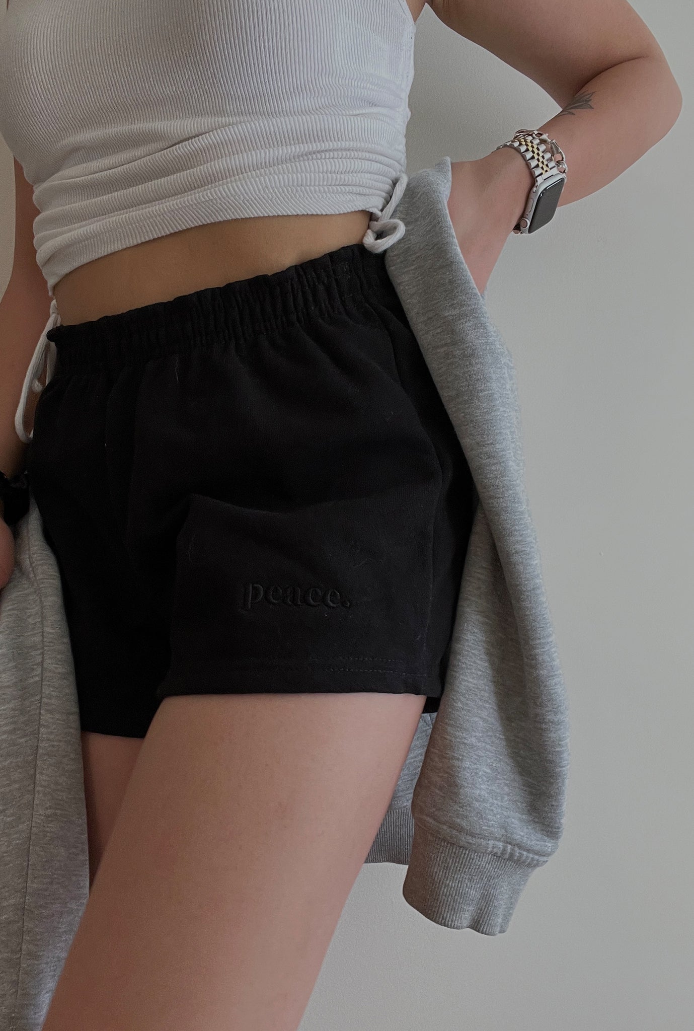 Short en polaire Peace pour femme - Noir