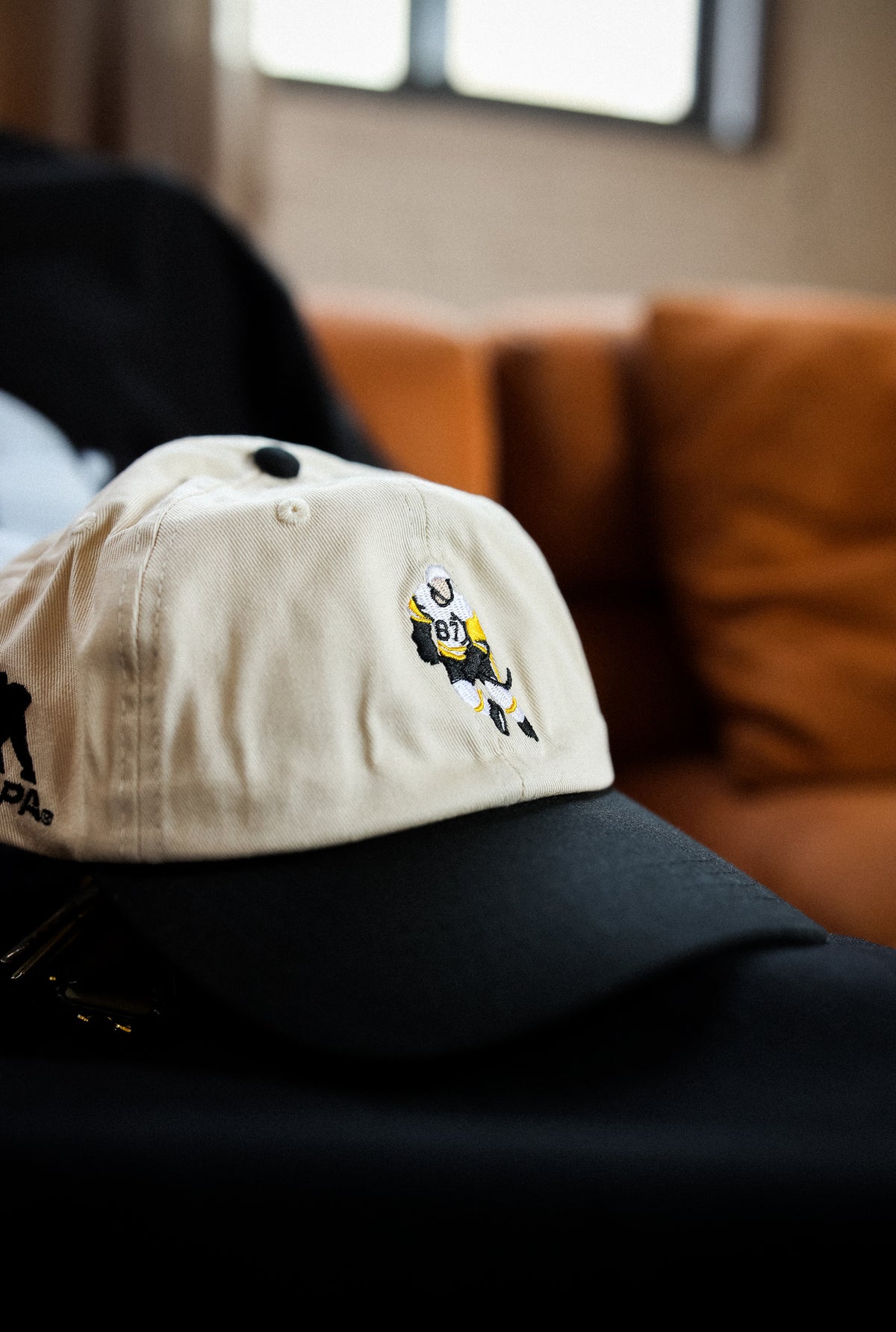Sidney Crosby Two Tone Dad Cap - Ivory / Black