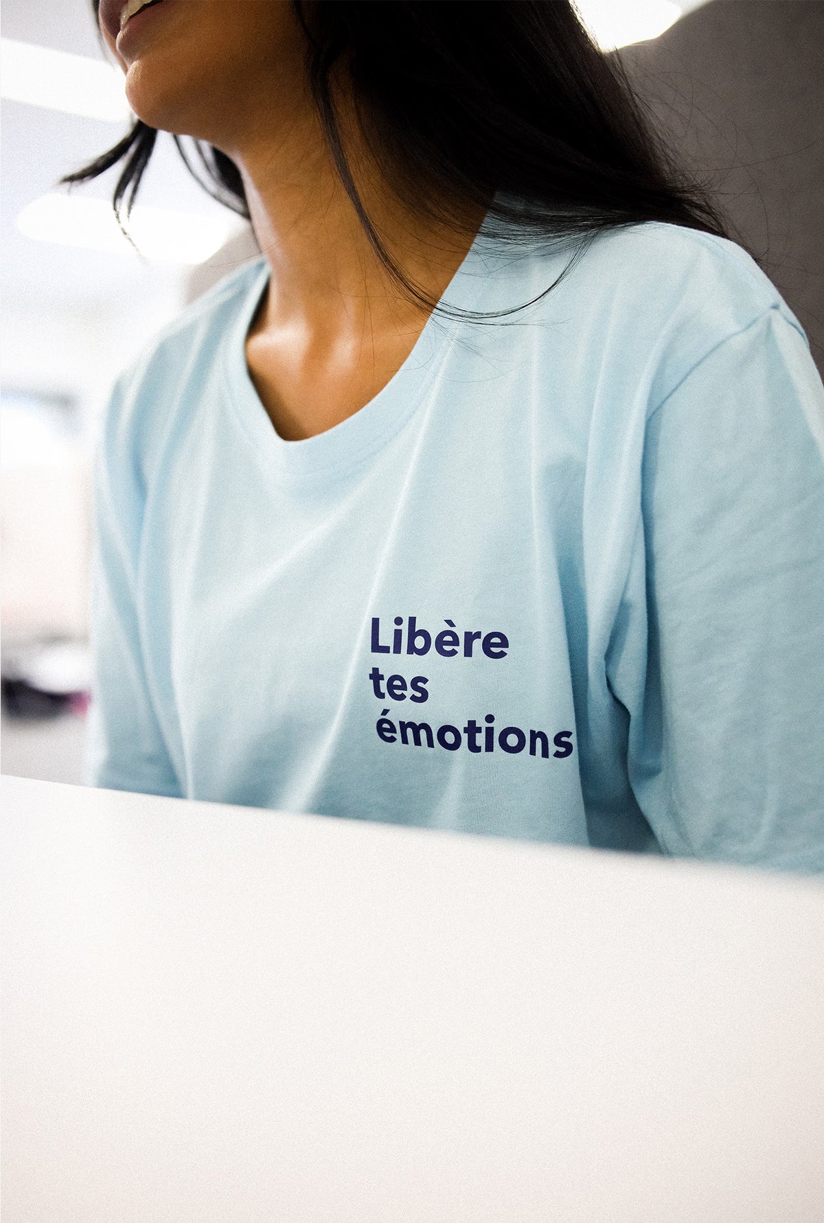 Kids Help Phone Libère Tes Émotions T-Shirt - Light Blue