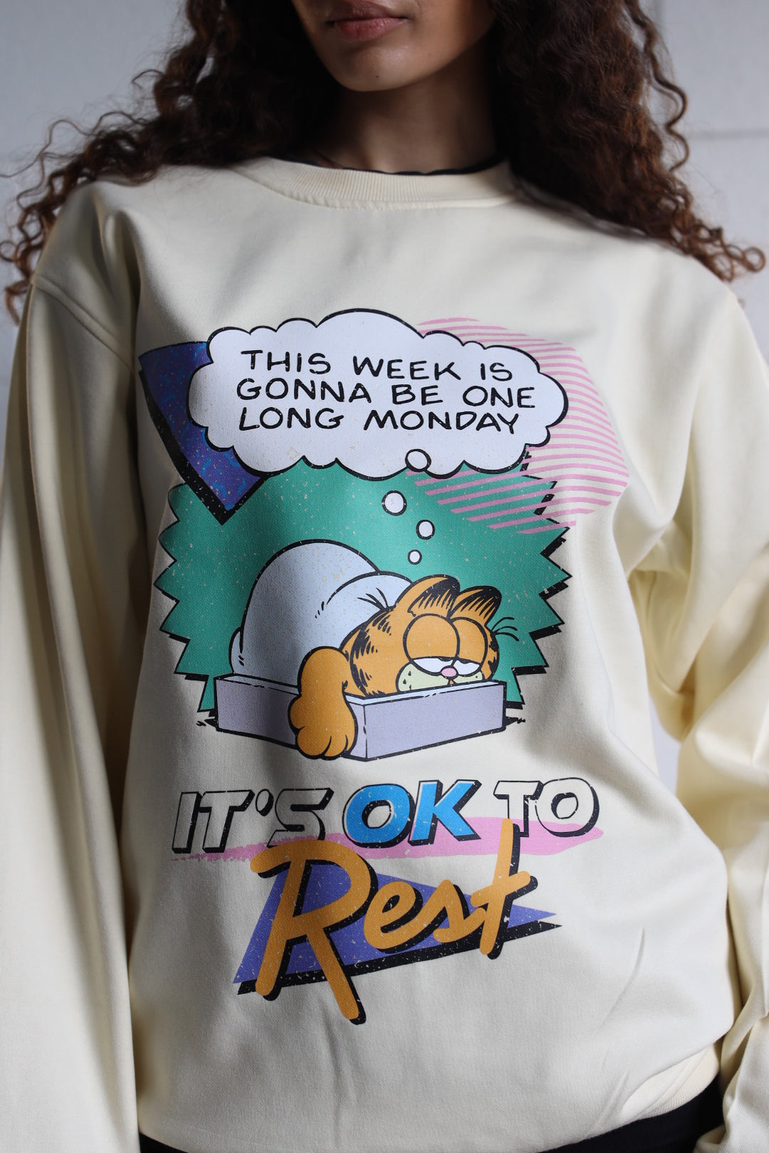 Vintage Garfield It's Ok To Rest Crewneck - Ivory