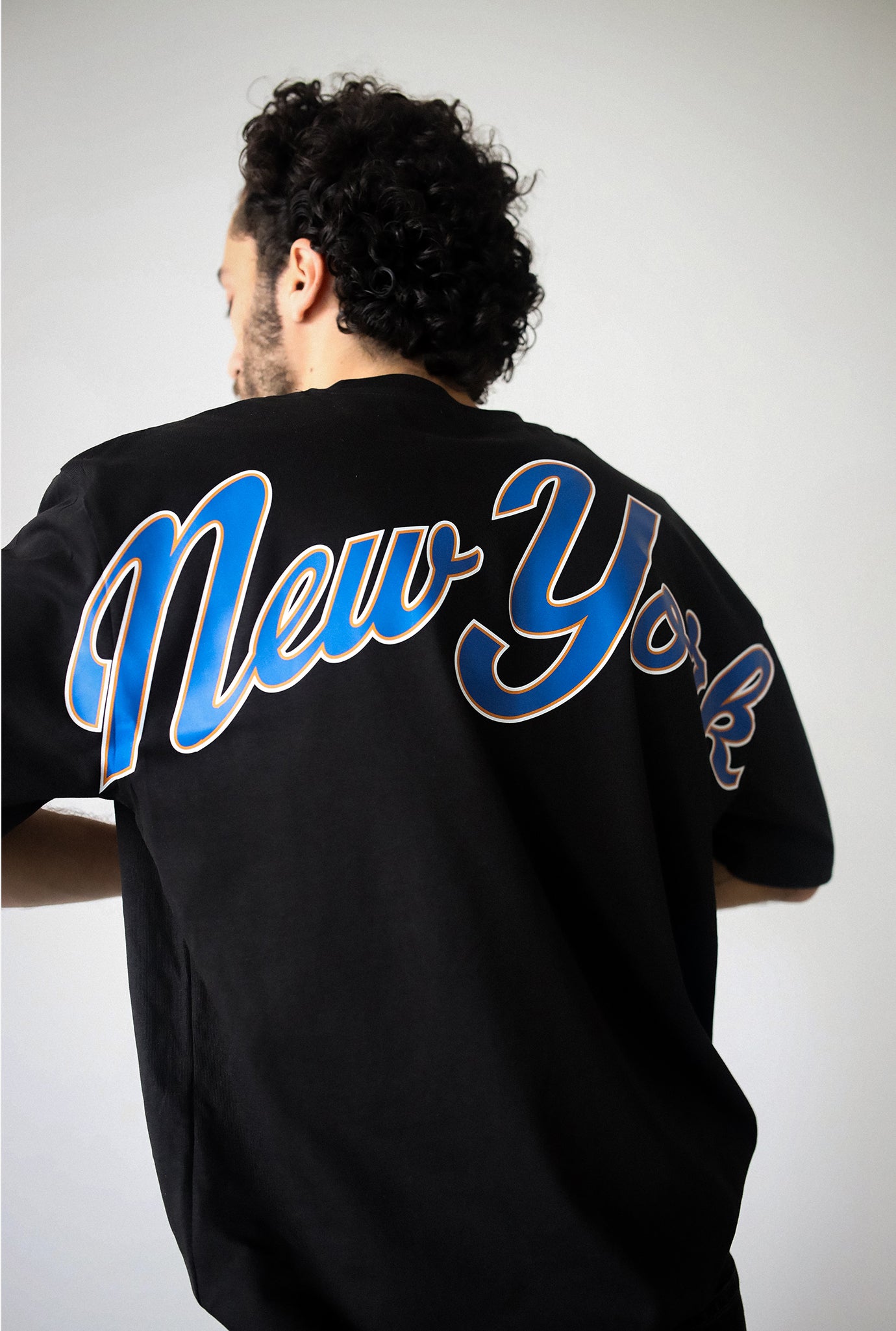 New York Knicks Spirit Heavyweight T-Shirt - Black