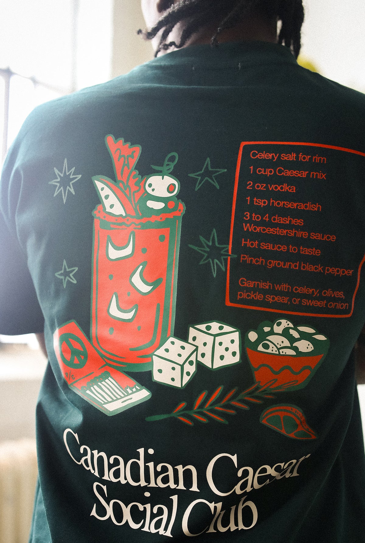 T-shirt lourd Backyard Canadian Caesar Club - Vert forêt