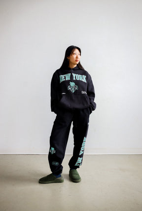 New York Liberty Heavyweight Jogger - Black