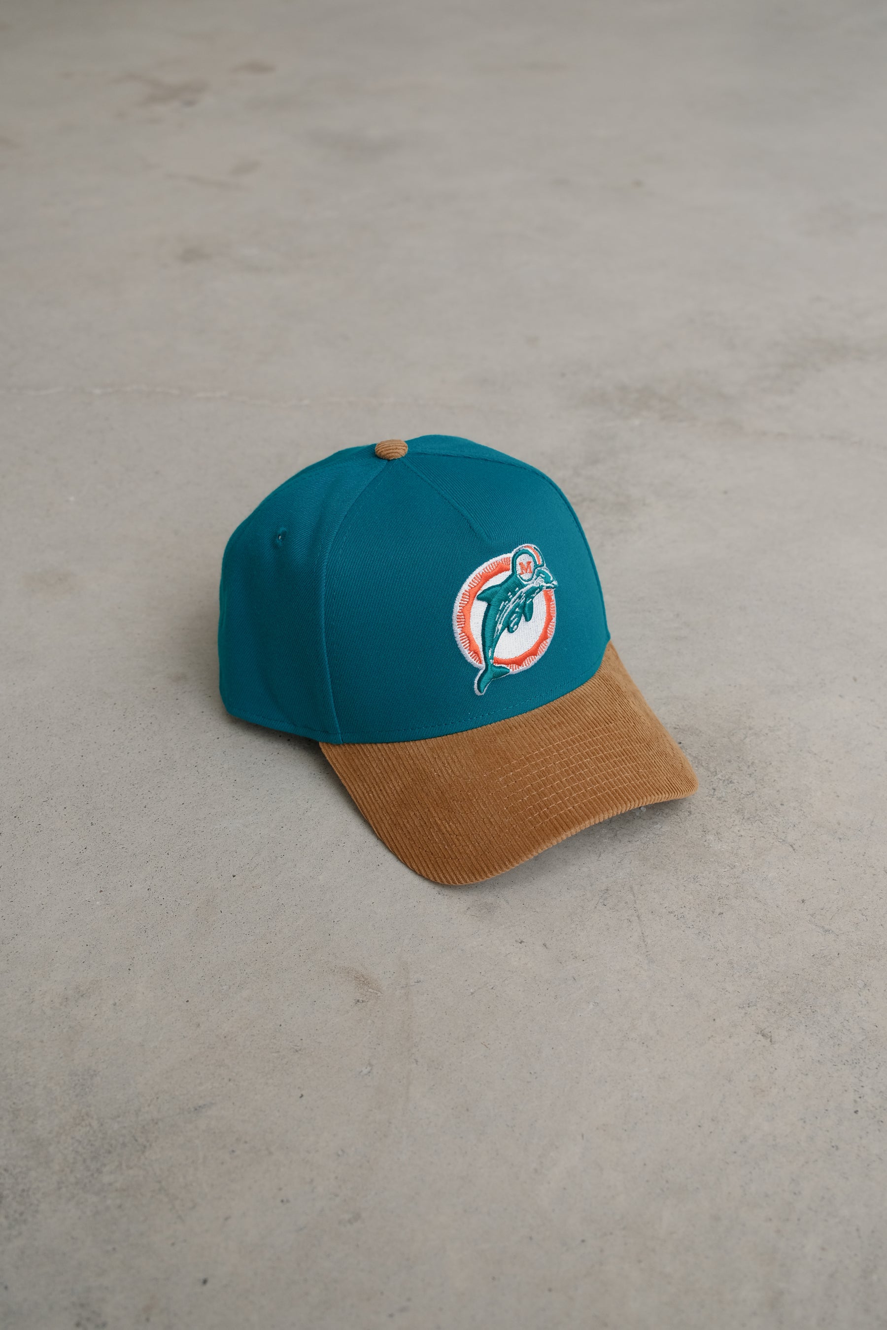 Miami Dolphins 9FORTY A-Frame Titlewave Wheat Corduroy