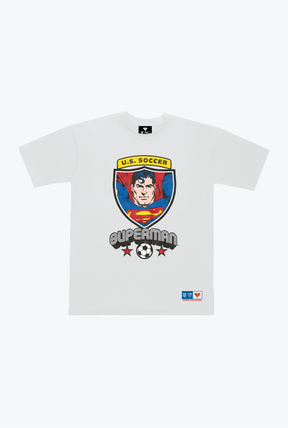 US Soccer x DC Comics Camiseta Superman Shield - Blanca