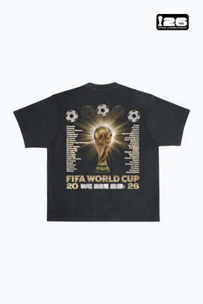 FIFA Weltmeisterschaft 2026™ FIFA Welttournee Schweres, stückgefärbtes T-Shirt - Schwarz