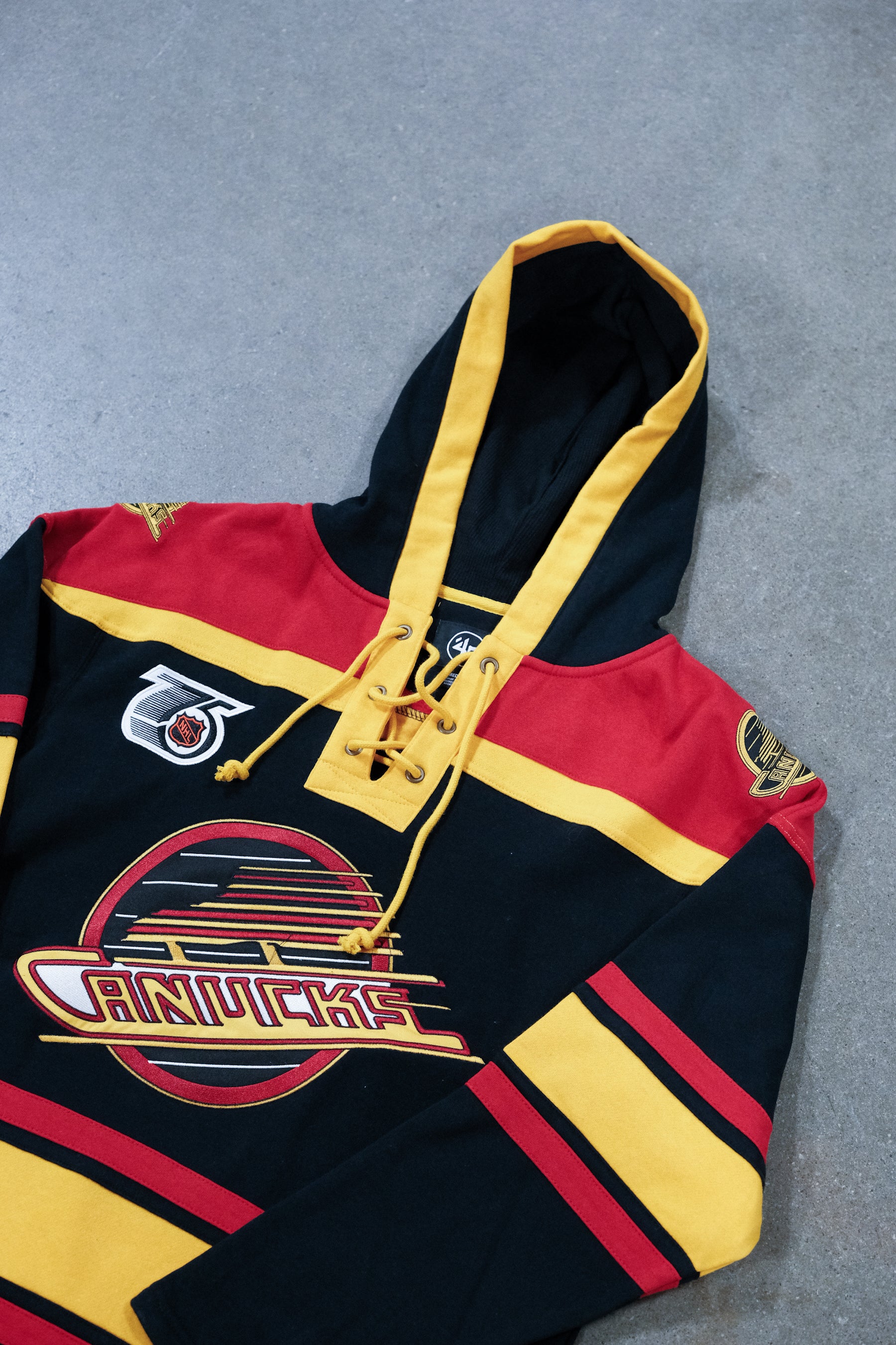 Vancouver Canucks Retro Freeze '47 Lacer Hoodie