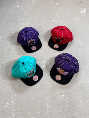 Los Angeles Lakers City Pinstripe Deadstock Snapback - Purple