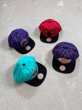 Chicago Bulls City Pinstripe Deadstock Snapback - Red