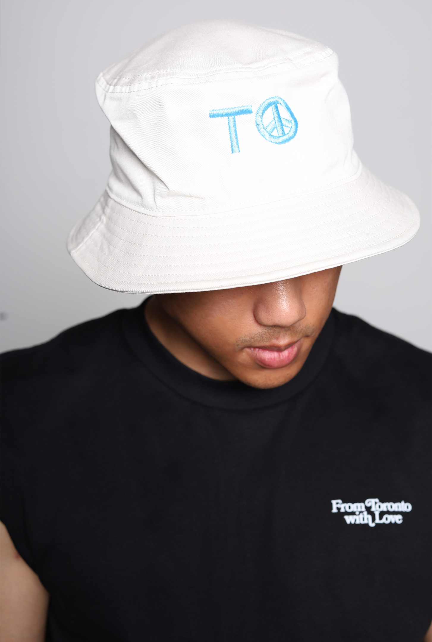 "TO" Peace Sign Bucket Hat - Ivory