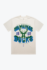 Milwaukee Bucks Court Premium T-Shirt - Ivory