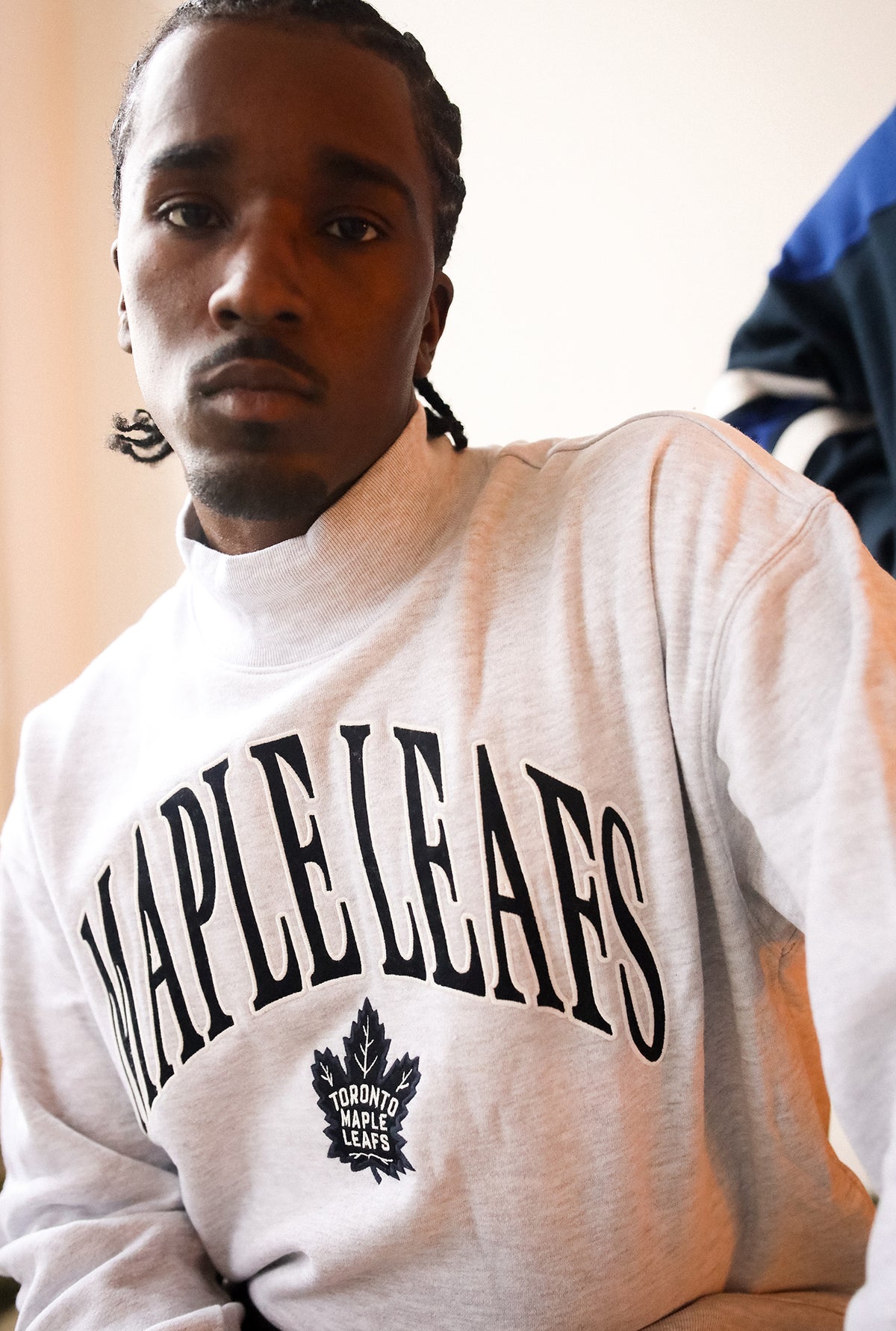 Toronto Maple Leafs Vantage Mockneck - Grey