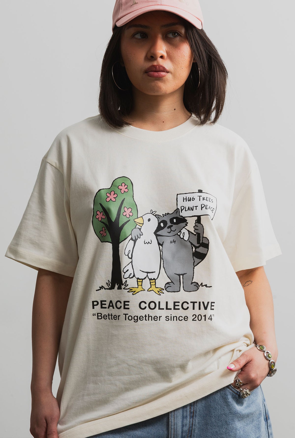 Hug Trees Plant Peace Heavyweight T-Shirt - Ivory