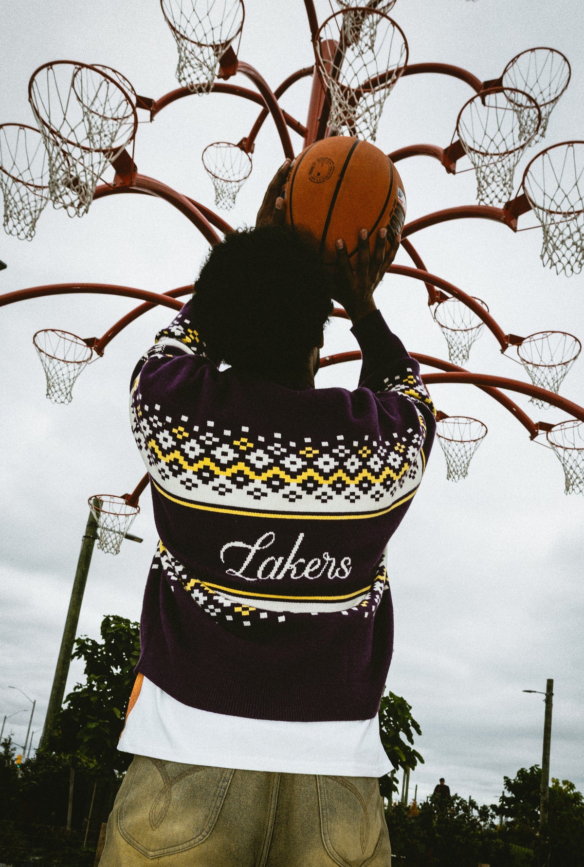 Los Angeles Lakers Vintage Clubhouse Fairisle Knit Sweater - Purple