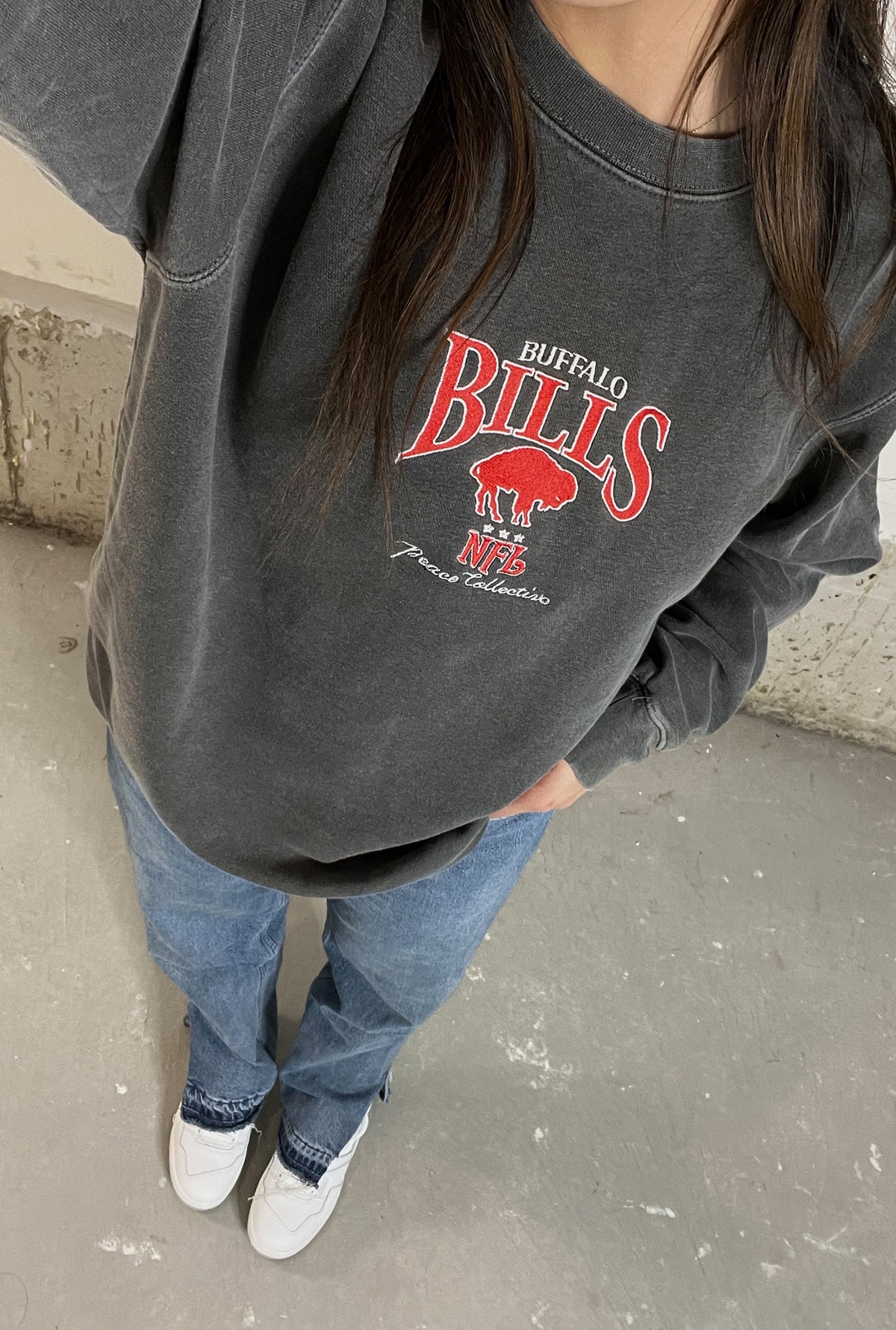 Buffalo Bills Vintage Embroidered Crewneck -  Black