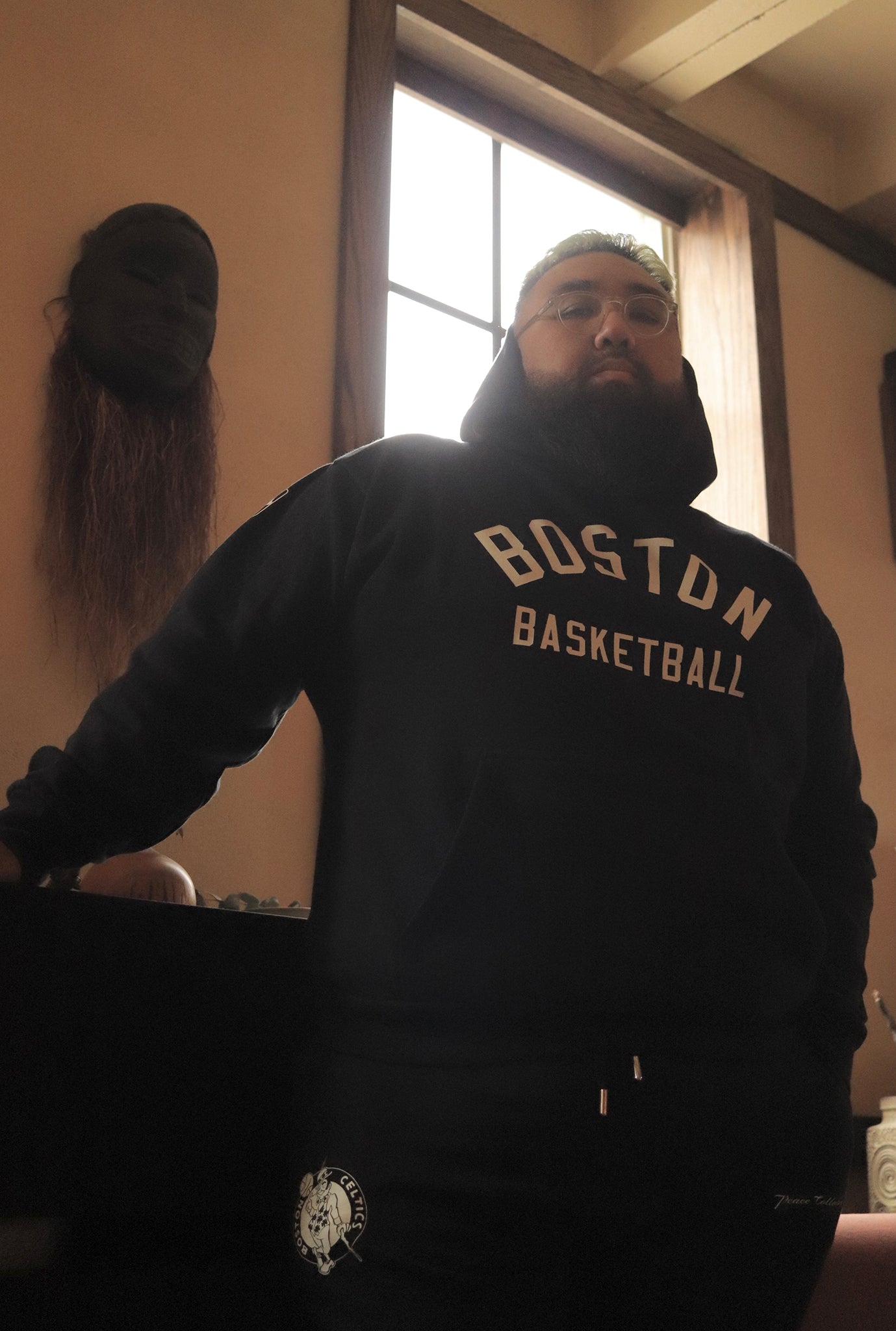 Boston Celtics Heavyweight Hoodie - Black
