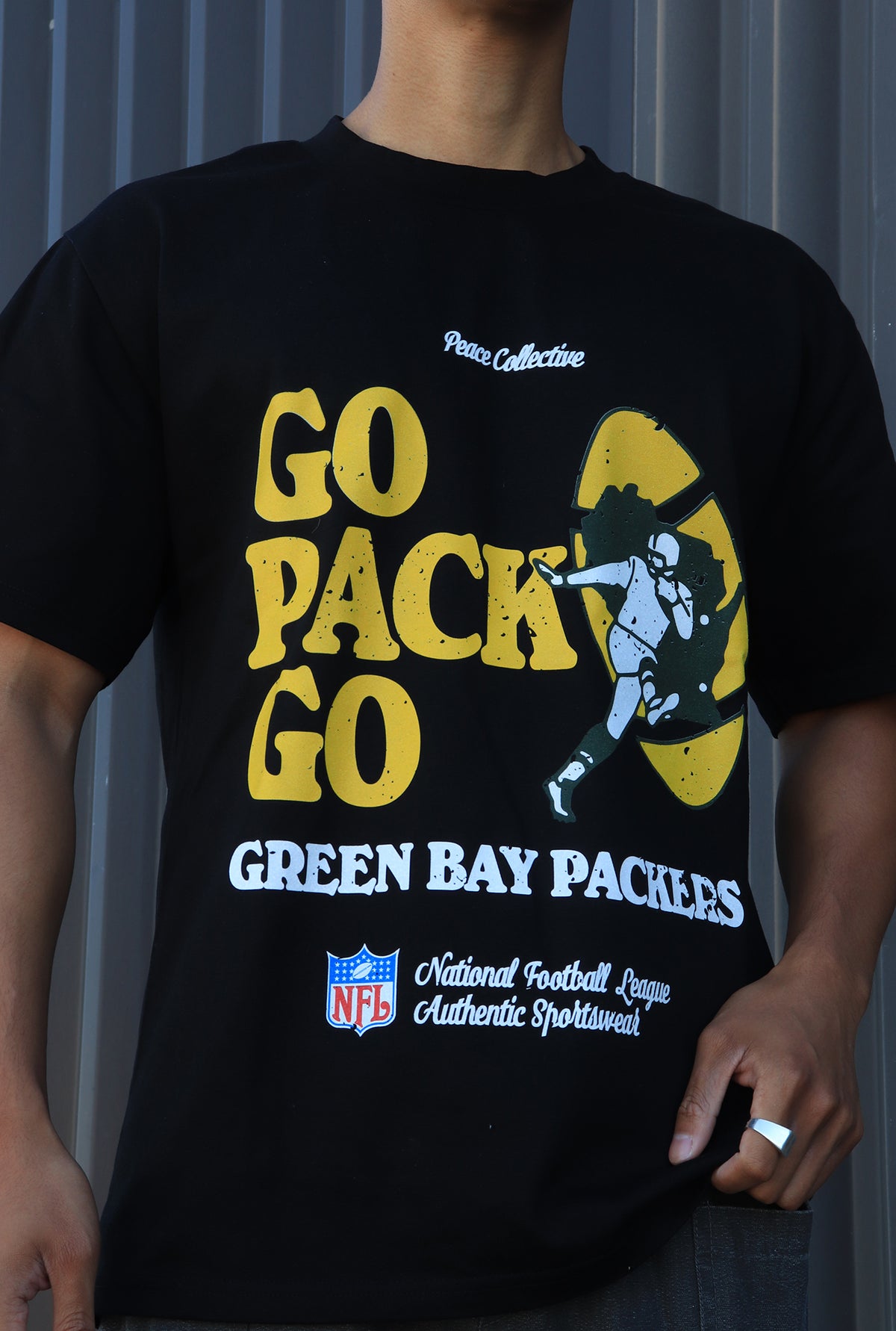 Green Bay Packers Vintage Ad Heavyweight T-Shirt