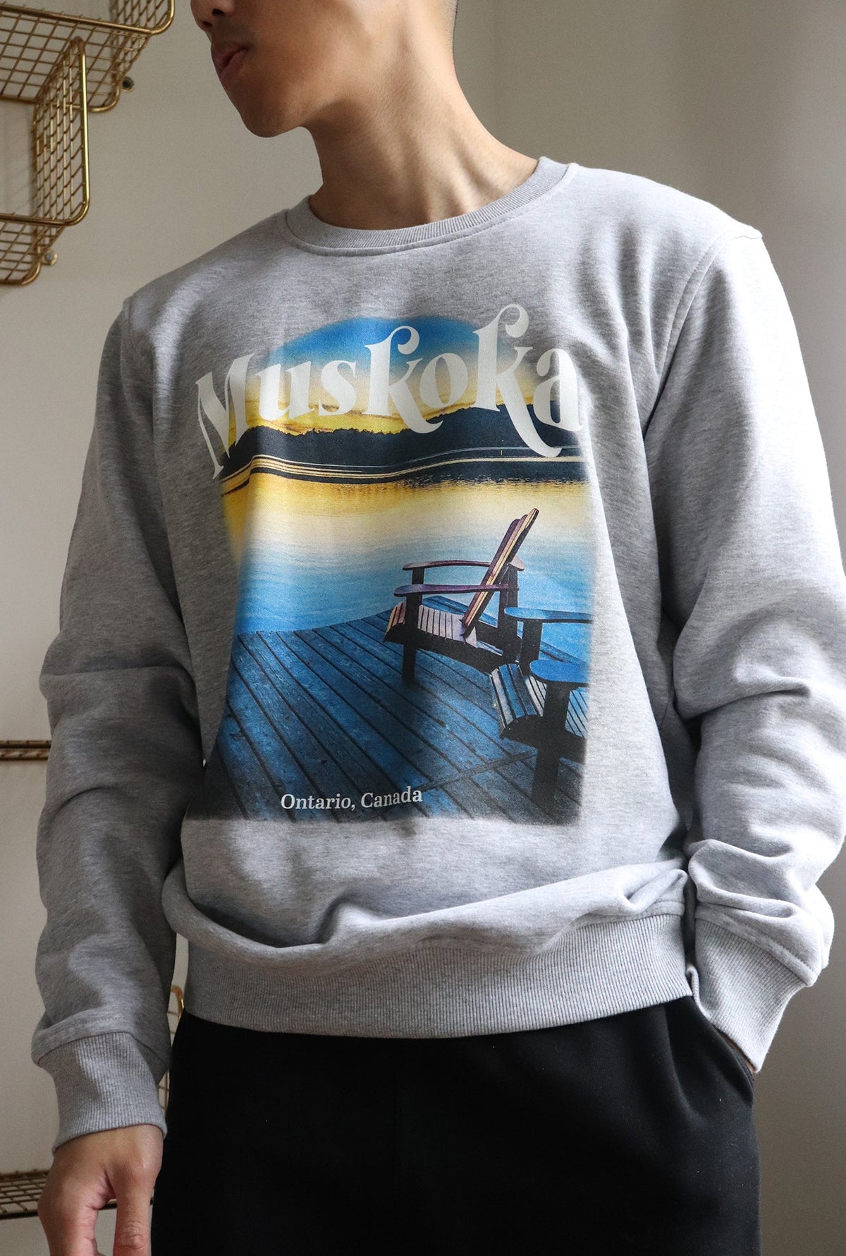 Muskoka Post Card Crewneck - Grey