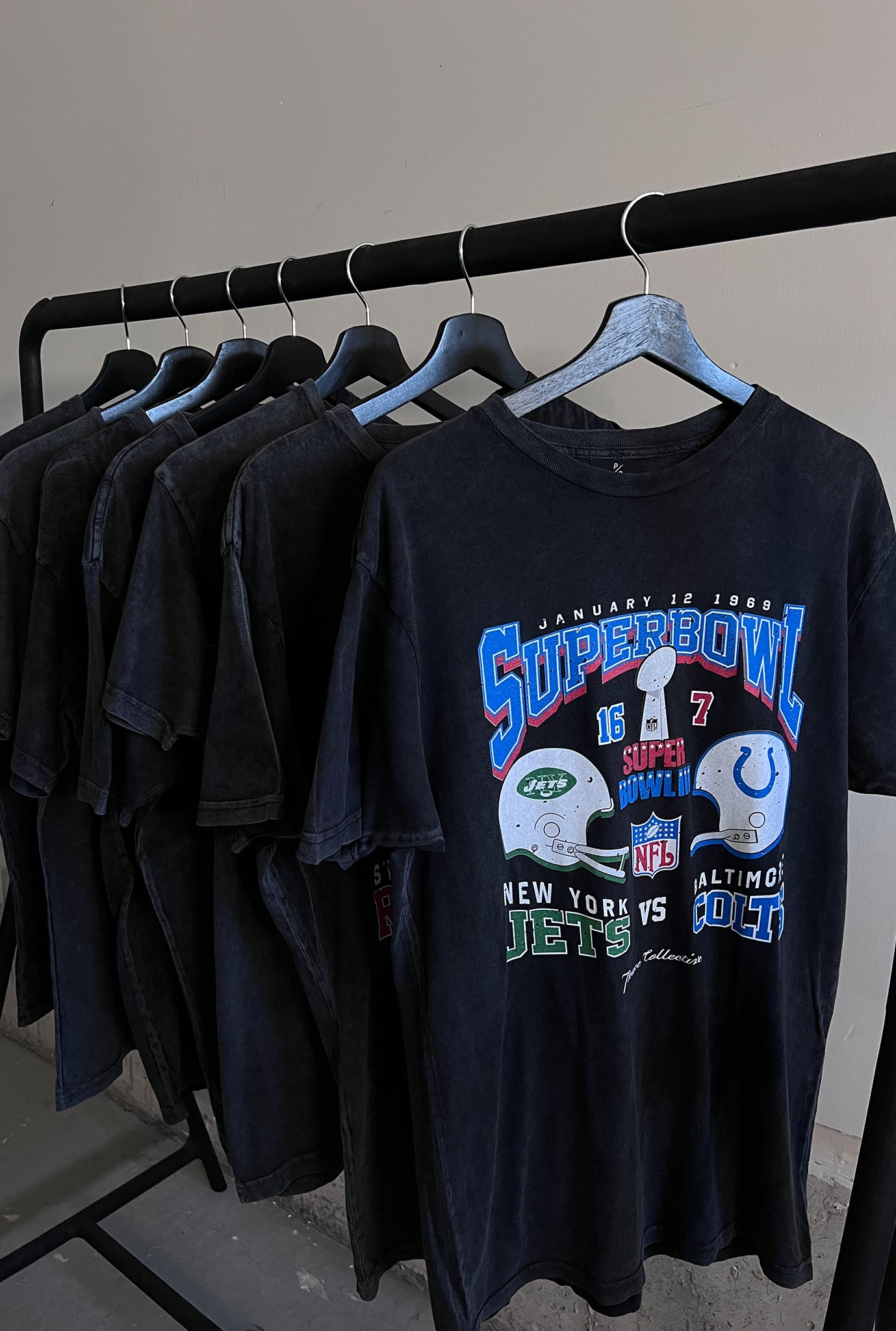 Super Bowl III: New York Jets vs. Baltimore Colts Stonewashed T-Shirt - Black